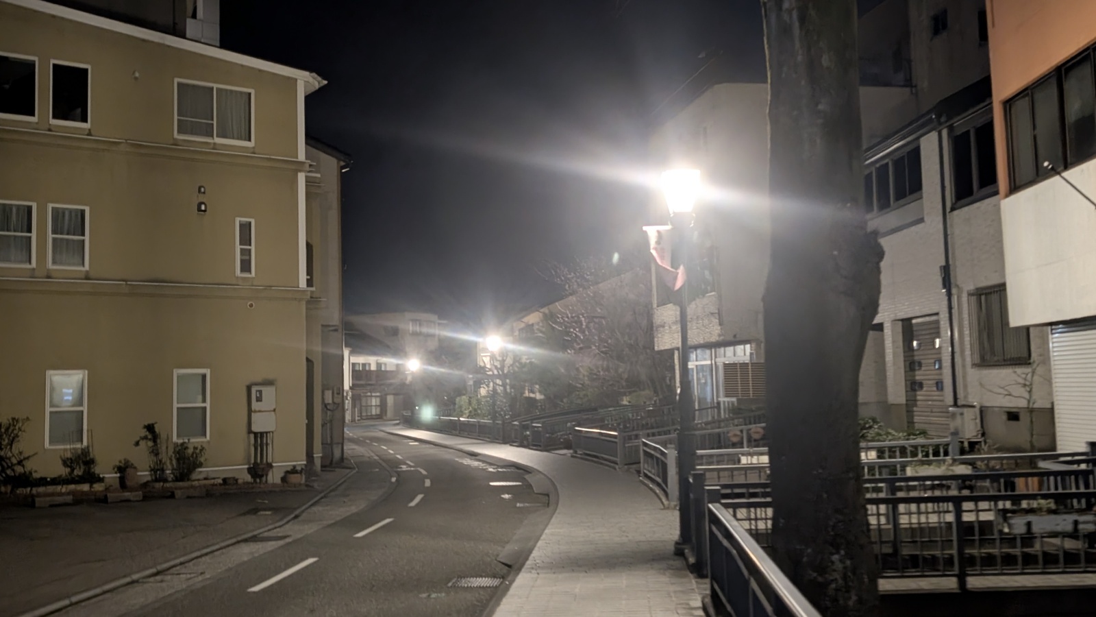 金沢のお香とアロマの香り専門店(石川県金沢市)・金沢観光地・金沢の観光スポット武家屋敷跡近く・人気でおすすめのお土産処-お香専門店のアロマ香房焚屋