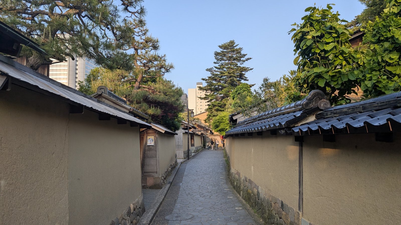 金沢のお香とアロマの香り専門店(石川県金沢市)・金沢観光地・金沢の観光スポット武家屋敷跡近く・人気でおすすめのお土産処-お香専門店のアロマ香房焚屋