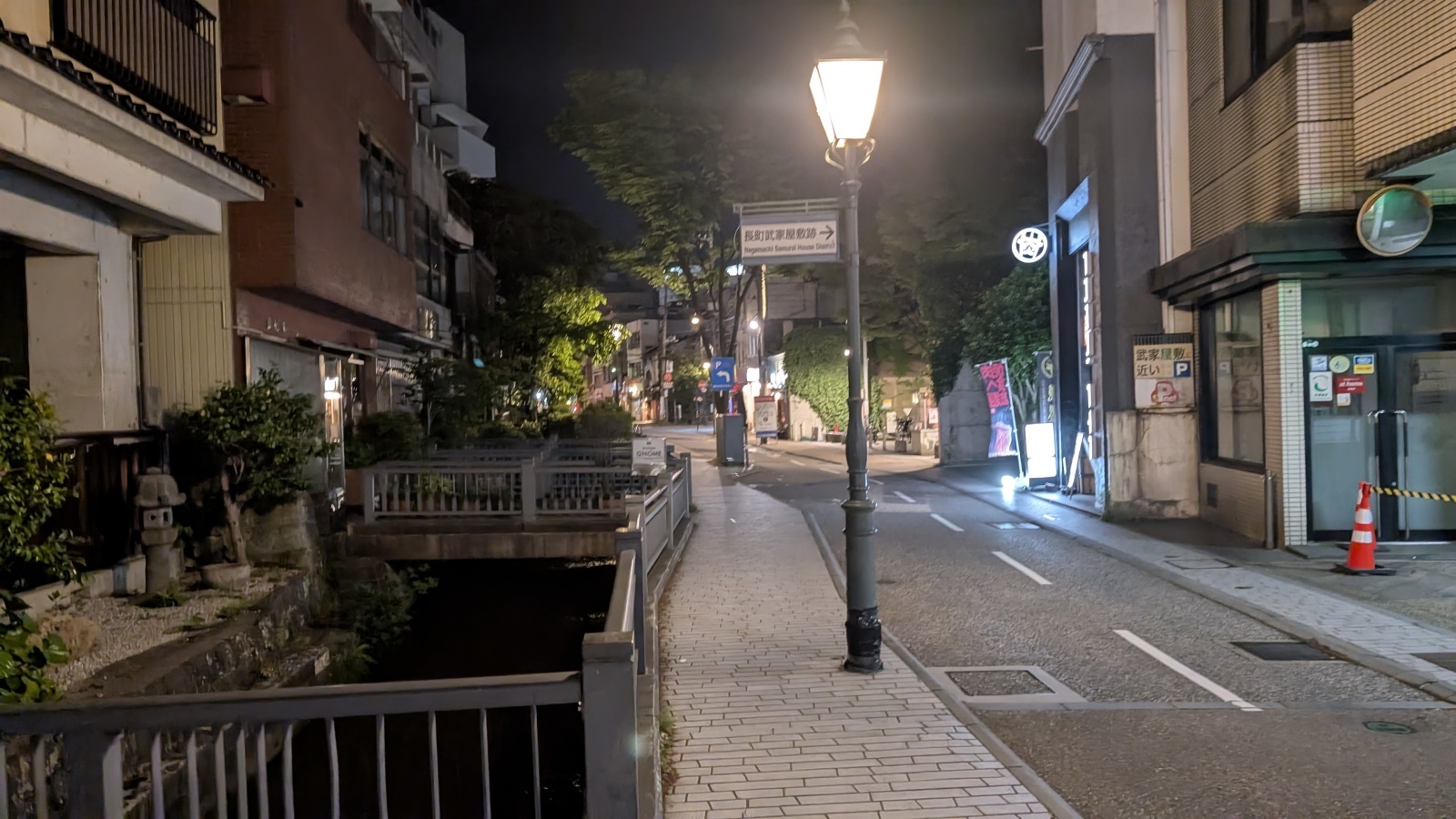 金沢のお香とアロマの香り専門店(石川県金沢市)・金沢観光地・金沢の観光スポット武家屋敷跡近く・人気でおすすめのお土産処-お香専門店のアロマ香房焚屋