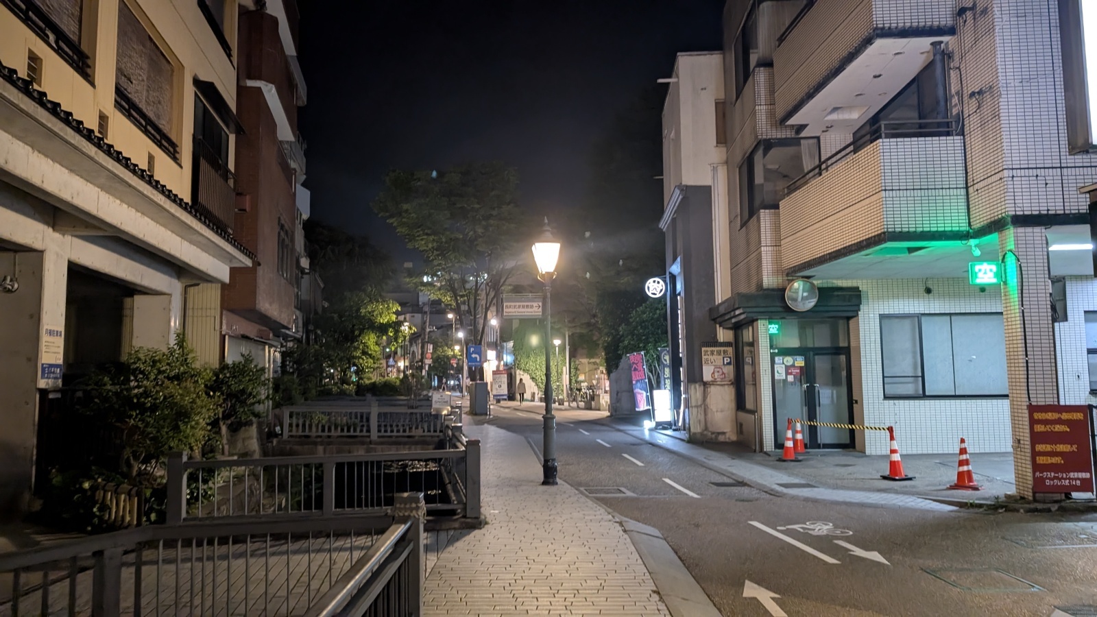 金沢のお香とアロマの香り専門店(石川県金沢市)・金沢観光地・金沢の観光スポット武家屋敷跡近く・人気でおすすめのお土産処-お香専門店のアロマ香房焚屋