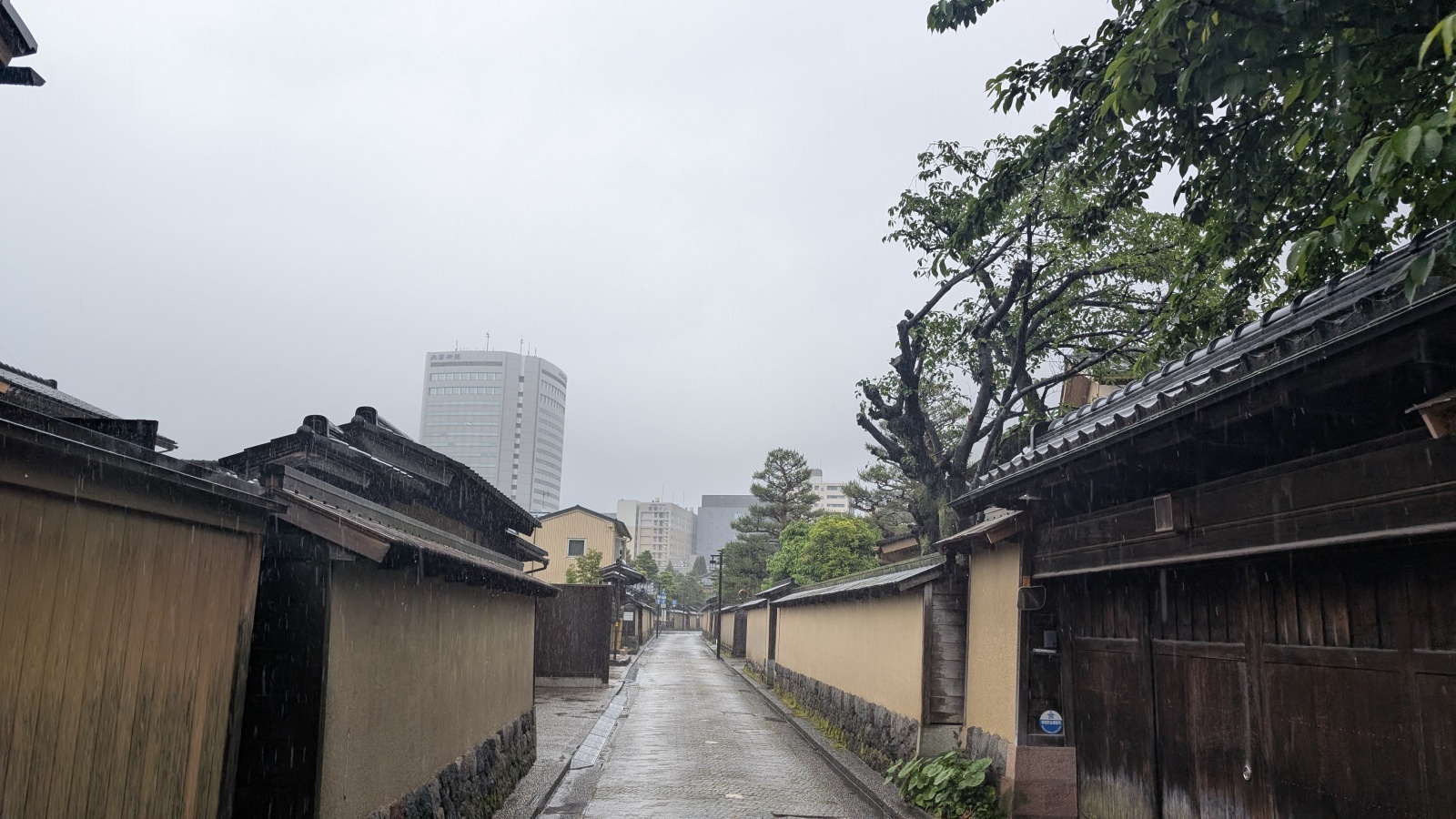 金沢のお香とアロマの香り専門店(石川県金沢市)・金沢観光地・金沢の観光スポット武家屋敷跡近く・人気でおすすめのお土産処-お香専門店のアロマ香房焚屋