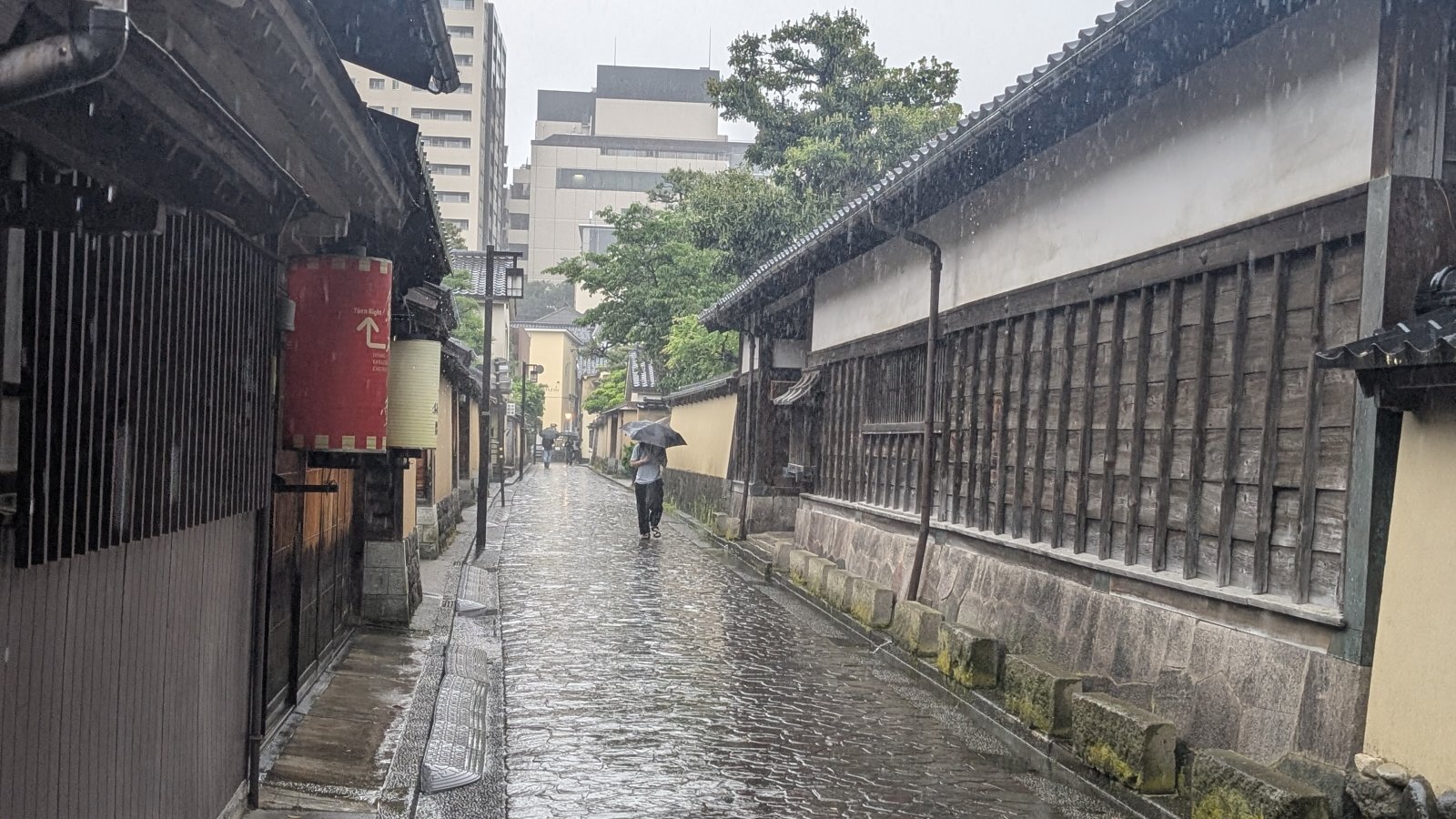 金沢のお香とアロマの香り専門店(石川県金沢市)・金沢観光地・金沢の観光スポット武家屋敷跡近く・人気でおすすめのお土産処-お香専門店のアロマ香房焚屋