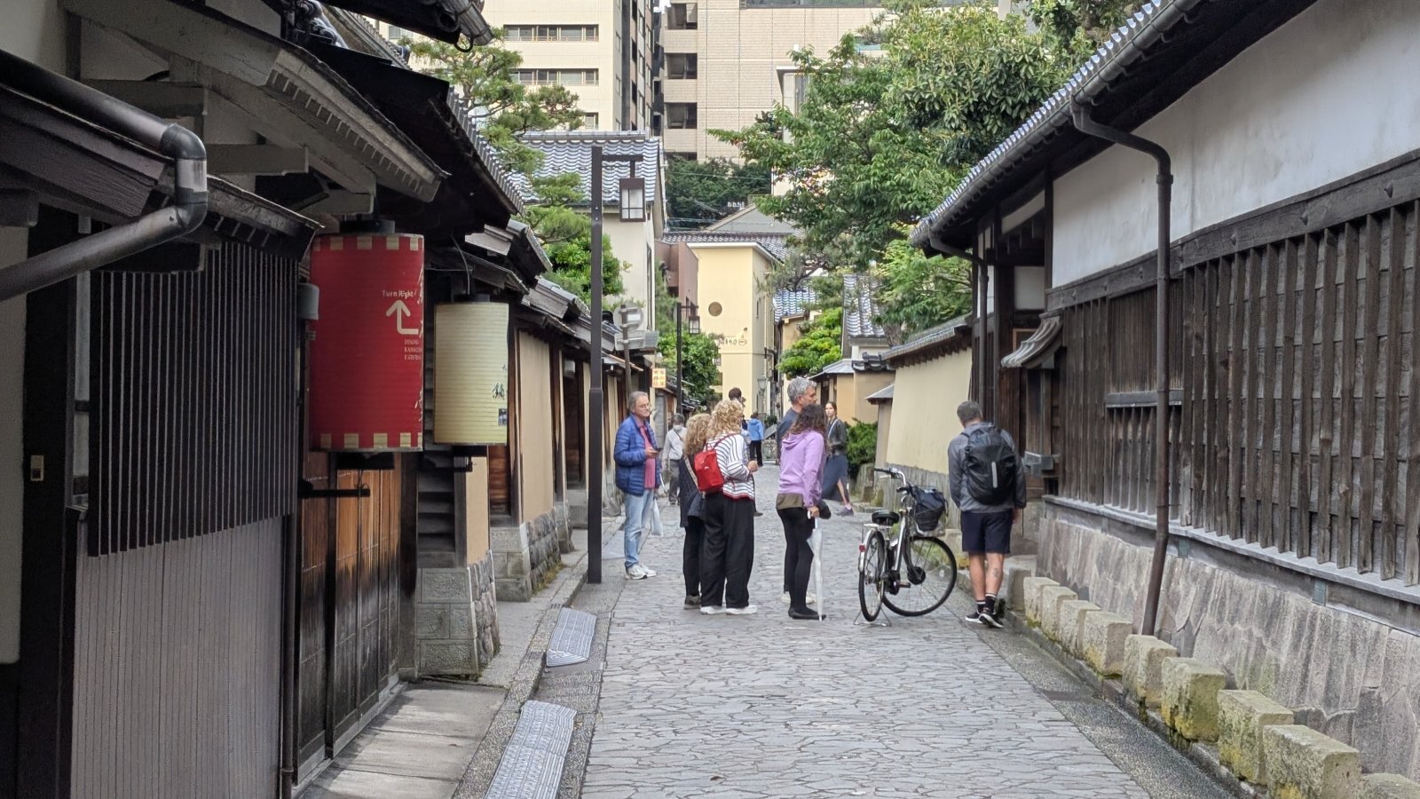 金沢のお香とアロマの香り専門店(石川県金沢市)・金沢観光地・金沢の観光スポット武家屋敷跡近く・人気でおすすめのお土産処-お香専門店のアロマ香房焚屋