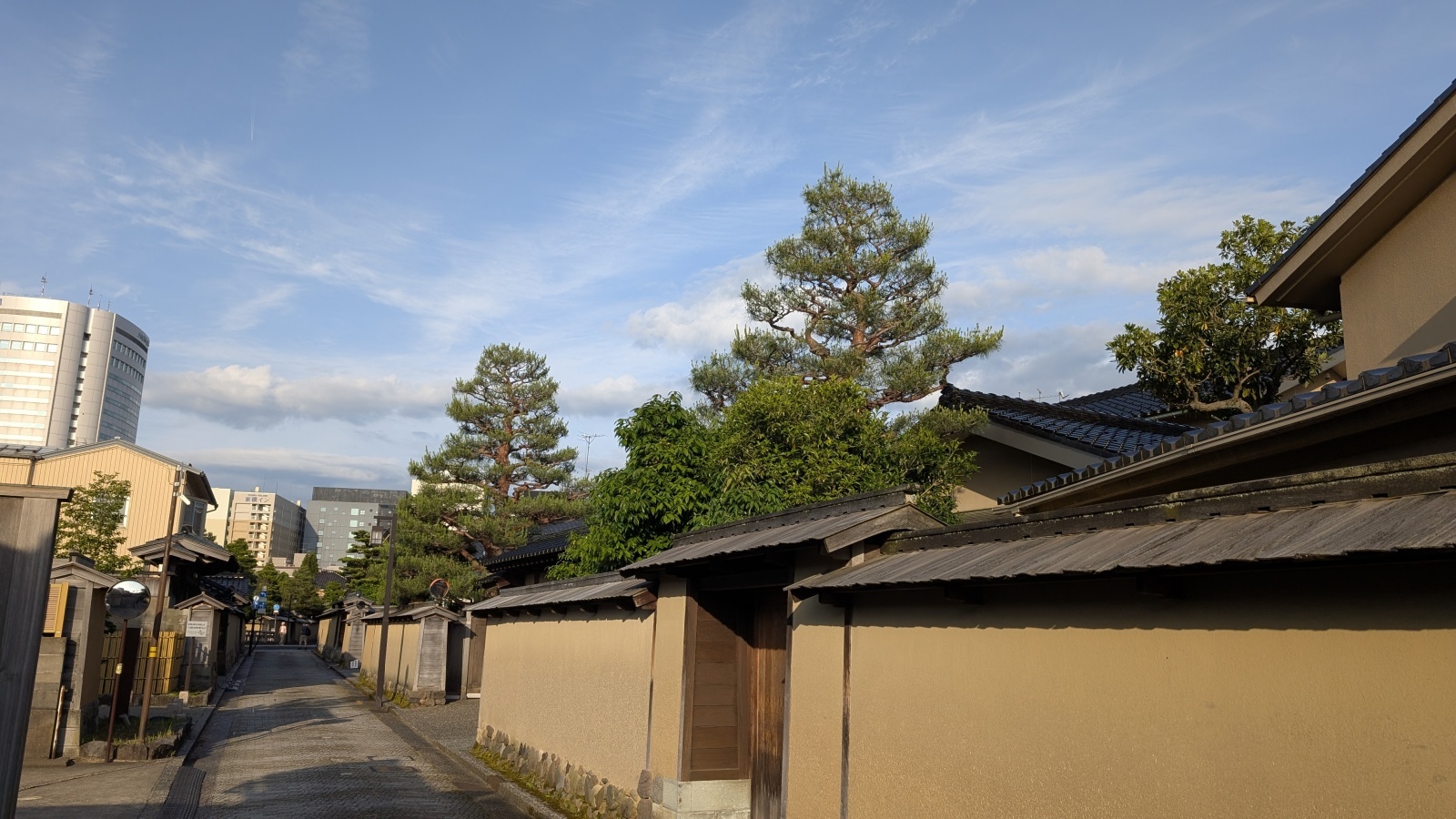 金沢のお香とアロマの香り専門店(石川県金沢市)・金沢観光地・金沢の観光スポット武家屋敷跡近く・人気でおすすめのお土産処-お香専門店のアロマ香房焚屋