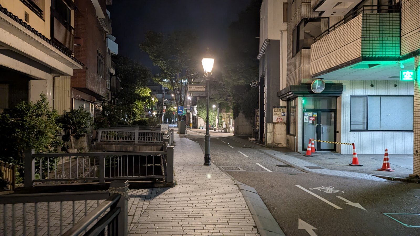 店主 焚屋 金沢のお香とアロマの香り専門店(石川県金沢市)・金沢観光地・金沢の観光スポット武家屋敷跡近く・人気でおすすめのお土産処-お香専門店のアロマ香房焚屋