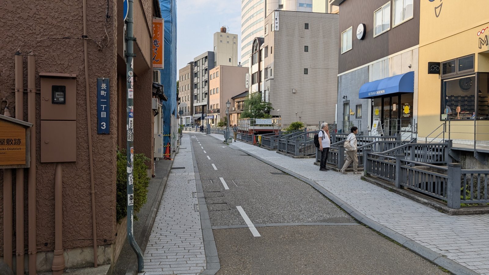 金沢のお香とアロマの香り専門店(石川県金沢市)・金沢観光地・金沢の観光スポット武家屋敷跡近く・人気でおすすめのお土産処-お香専門店のアロマ香房焚屋