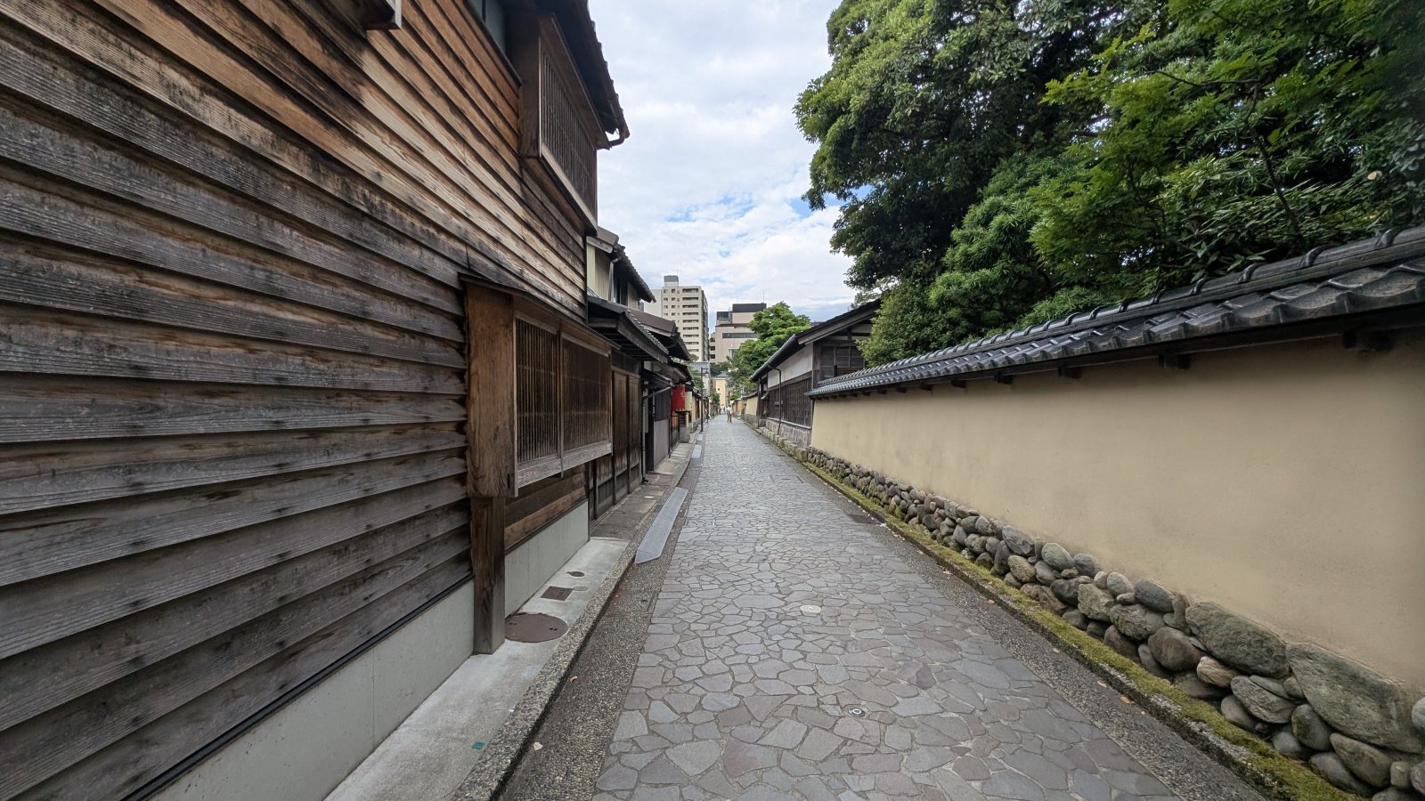 金沢のお香とアロマの香り専門店(石川県金沢市)・金沢観光地・金沢の観光スポット武家屋敷跡近く・人気でおすすめのお土産処-お香専門店のアロマ香房焚屋