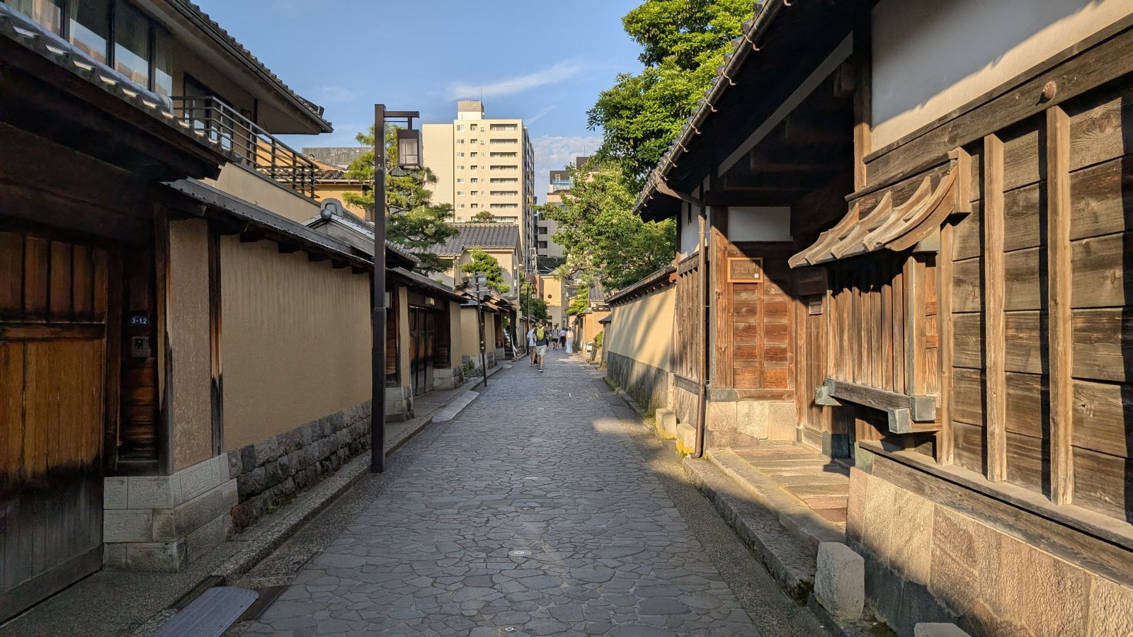 金沢のお香とアロマの香り専門店(石川県金沢市)・金沢観光地・金沢の観光スポット武家屋敷跡近く・人気でおすすめのお土産処-お香専門店のアロマ香房焚屋