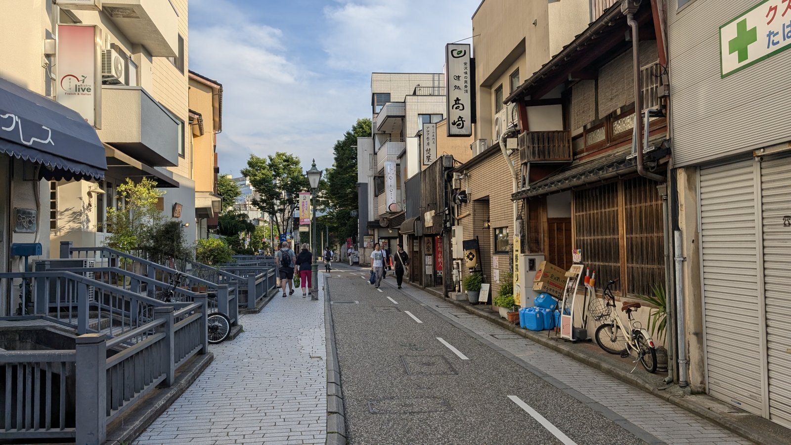 金沢のお香とアロマの香り専門店(石川県金沢市)・金沢観光地・金沢の観光スポット武家屋敷跡近く・人気でおすすめのお土産処-お香専門店のアロマ香房焚屋