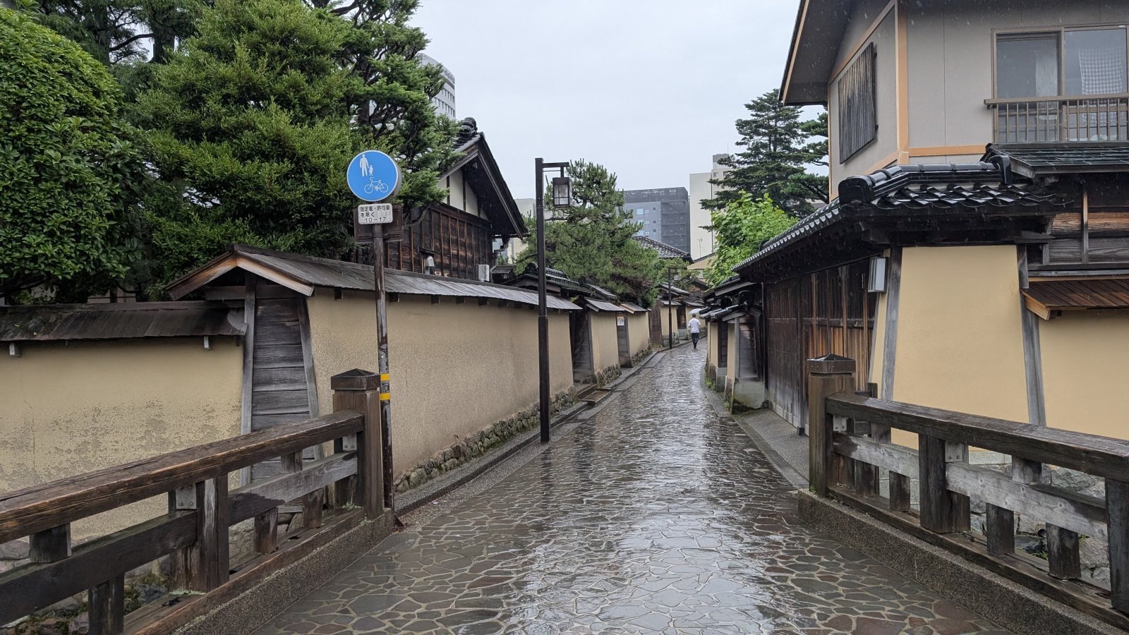 金沢のお香とアロマの香り専門店(石川県金沢市)・金沢観光地・金沢の観光スポット武家屋敷跡近く・人気でおすすめのお土産処-お香専門店のアロマ香房焚屋