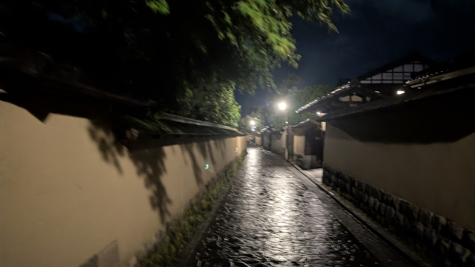 金沢のお香とアロマの香り専門店(石川県金沢市)・金沢観光地・金沢の観光スポット武家屋敷跡近く・人気でおすすめのお土産処-お香専門店のアロマ香房焚屋