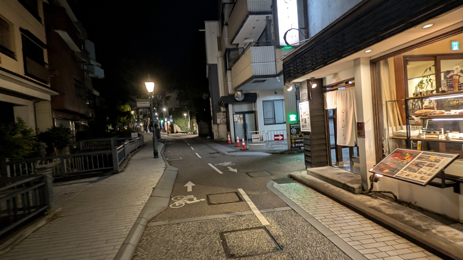 店主　焚屋　金沢のお香とアロマの香り専門店(石川県金沢市)・金沢観光地・金沢の観光スポット武家屋敷跡近く・人気でおすすめのお土産処-お香専門店のアロマ香房焚屋
