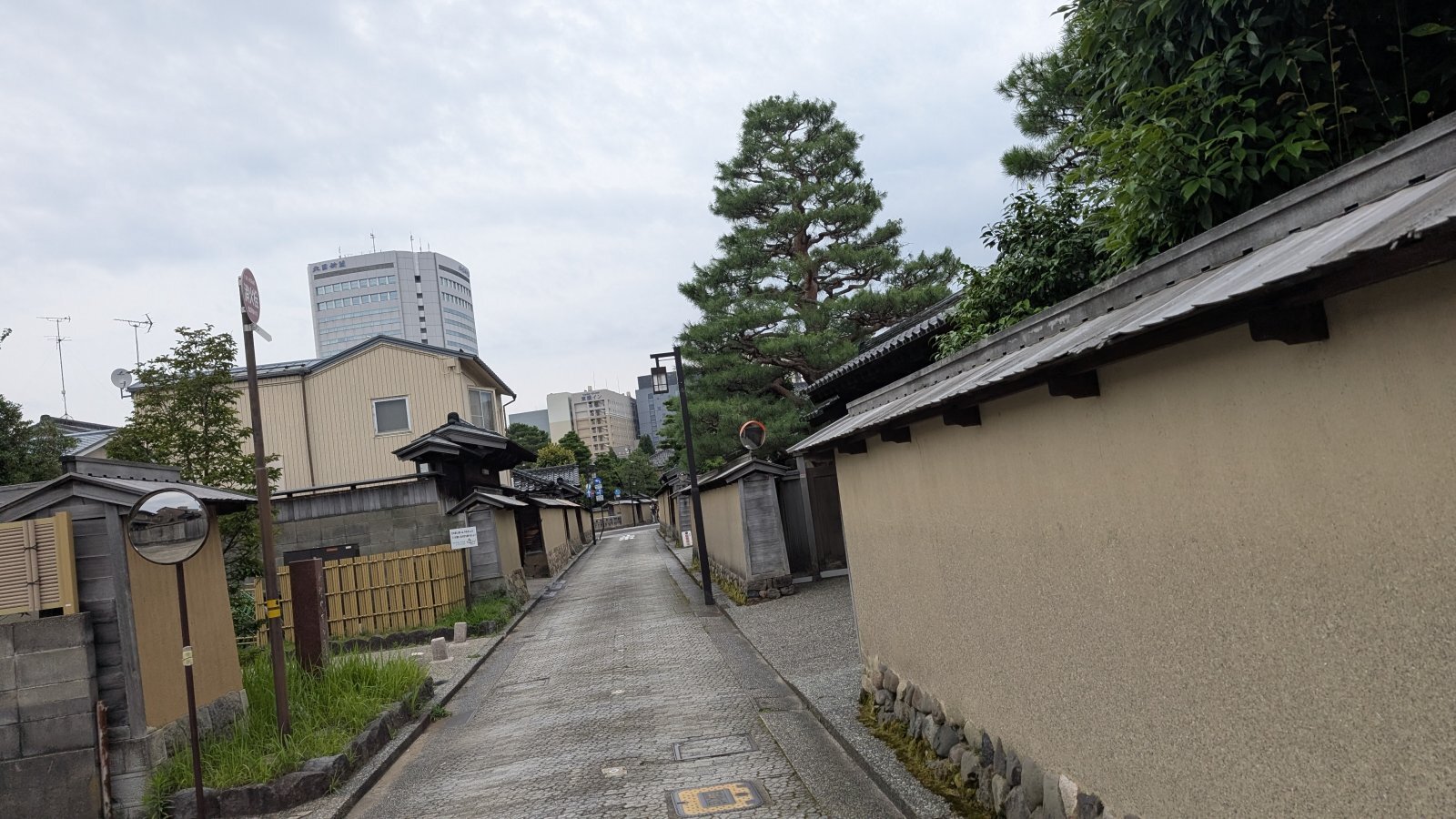 店主 焚屋 金沢のお香とアロマの香り専門店(石川県金沢市)・金沢観光地・金沢の観光スポット武家屋敷跡近く・人気でおすすめのお土産処-お香専門店のアロマ香房焚屋
