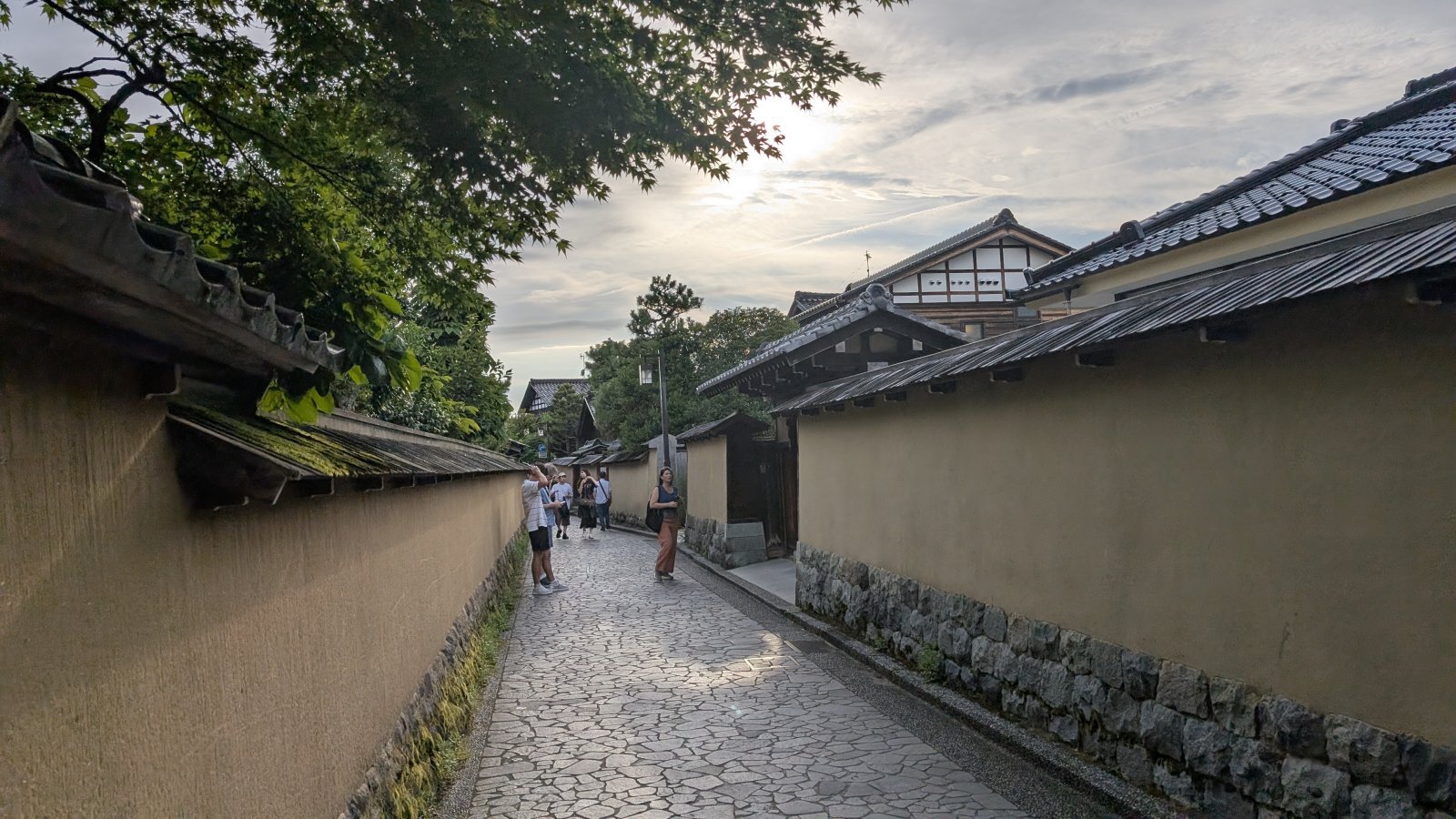 店主　焚屋　金沢のお香とアロマの香り専門店(石川県金沢市)・金沢観光地・金沢の観光スポット武家屋敷跡近く・人気でおすすめのお土産処-お香専門店のアロマ香房焚屋