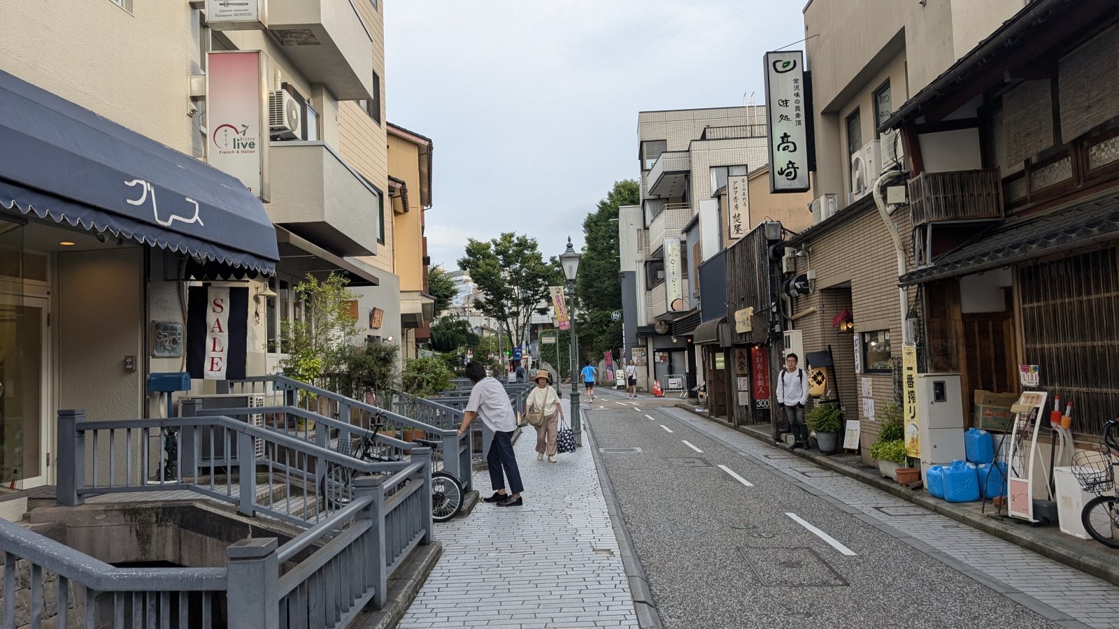 店主　焚屋　金沢のお香とアロマの香り専門店(石川県金沢市)・金沢観光地・金沢の観光スポット武家屋敷跡近く・人気でおすすめのお土産処-お香専門店のアロマ香房焚屋