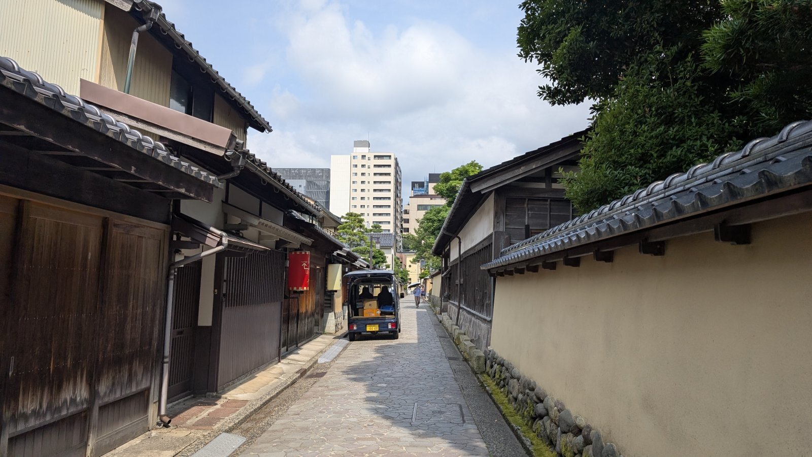 金沢のお香とアロマの香り専門店(石川県金沢市)・金沢観光地・金沢の観光スポット武家屋敷跡近く・人気でおすすめのお土産処-お香専門店のアロマ香房焚屋