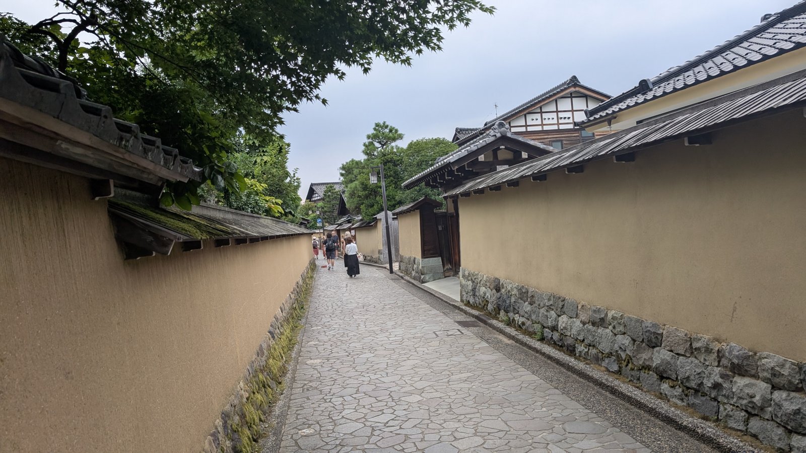金沢のお香とアロマの香り専門店(石川県金沢市)・金沢観光地・金沢の観光スポット武家屋敷跡近く・人気でおすすめのお土産処-お香専門店のアロマ香房焚屋