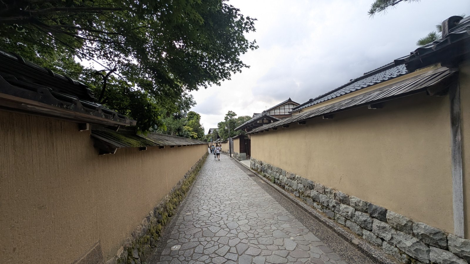 金沢のお香とアロマの香り専門店(石川県金沢市)・金沢観光地・金沢の観光スポット武家屋敷跡近く・人気でおすすめのお土産処-お香専門店のアロマ香房焚屋