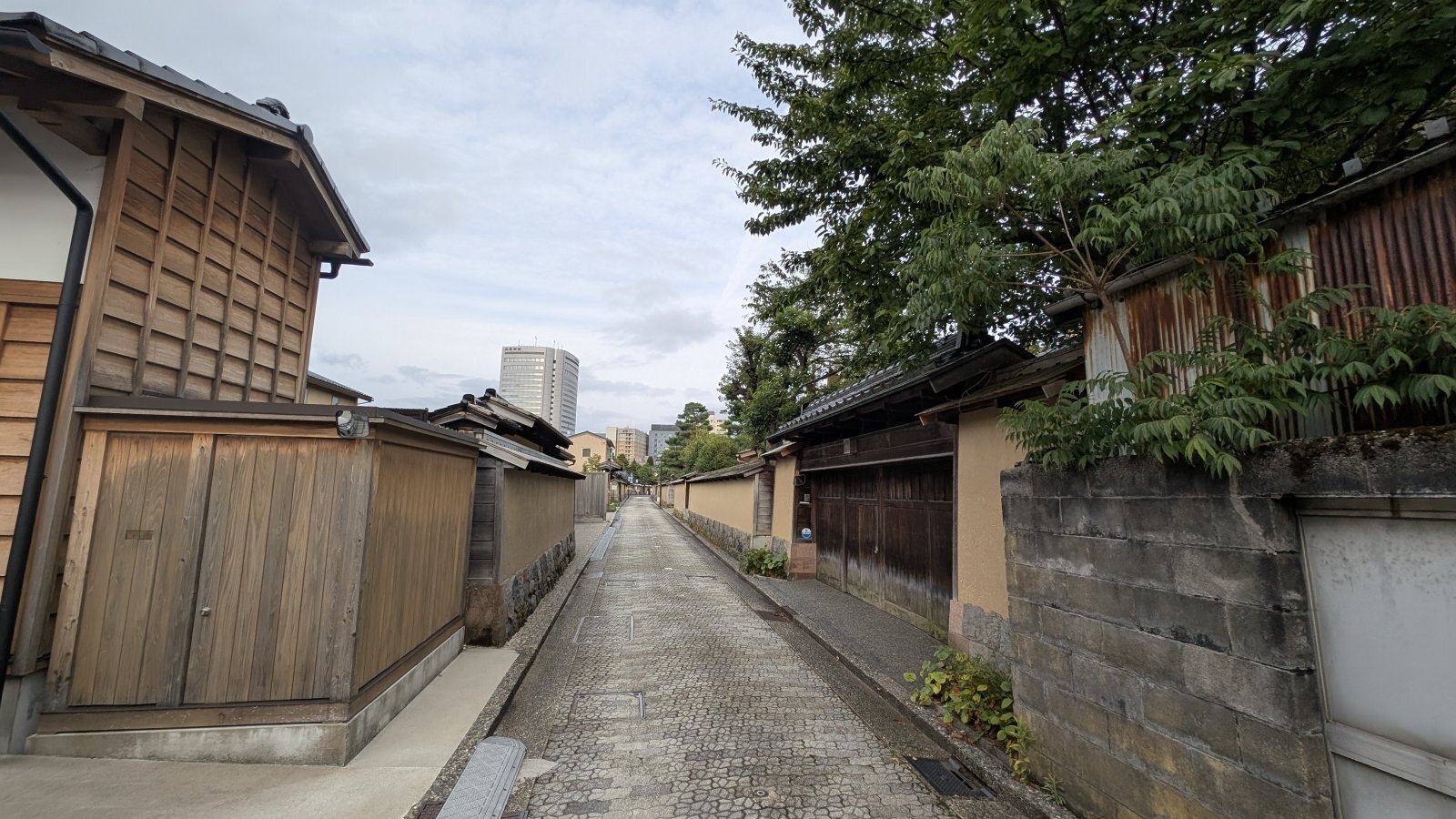 金沢のお香とアロマの香り専門店(石川県金沢市)・金沢観光地・金沢の観光スポット武家屋敷跡近く・人気でおすすめのお土産処-お香専門店のアロマ香房焚屋