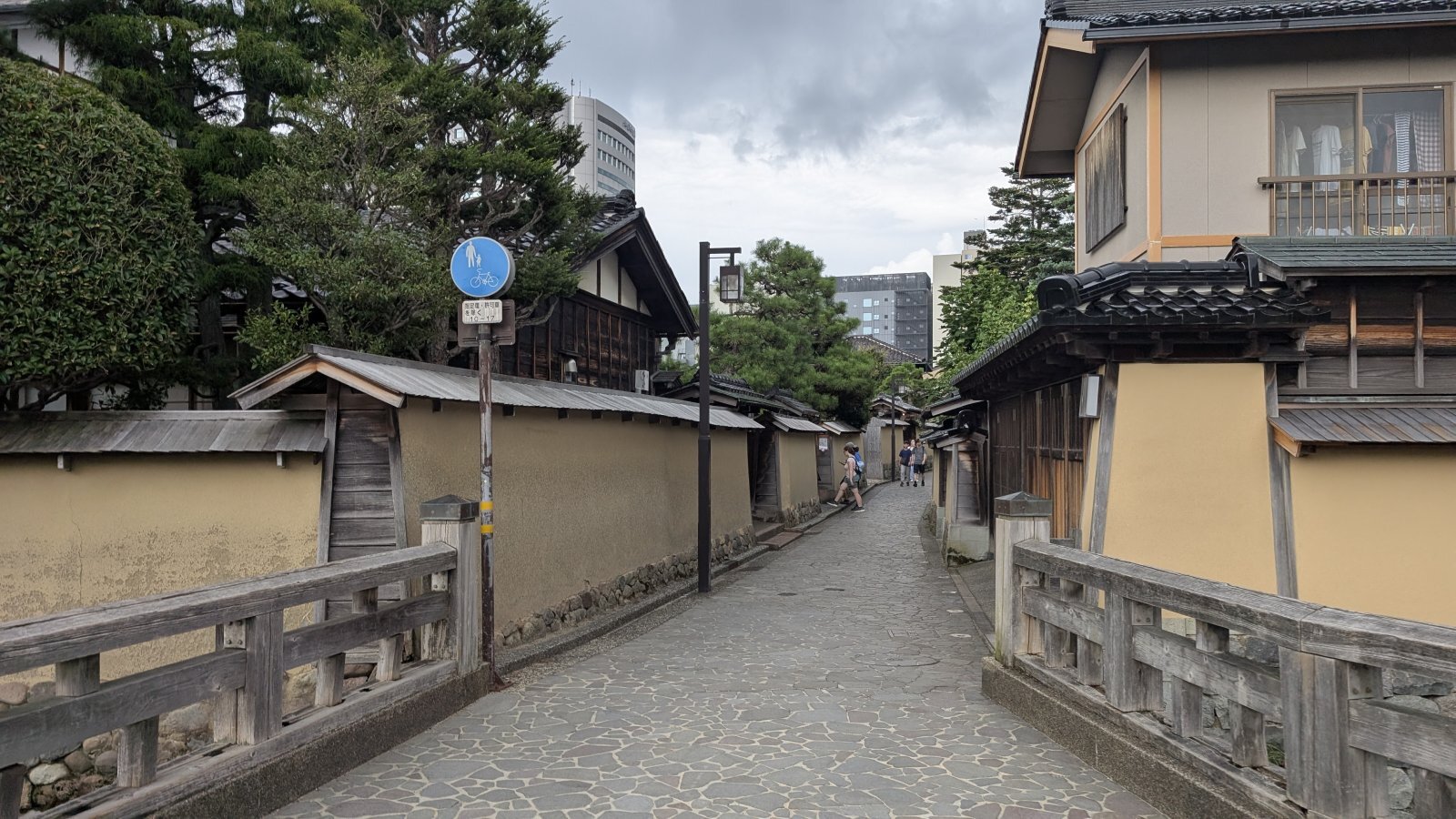 金沢のお香とアロマの香り専門店(石川県金沢市)・金沢観光地・金沢の観光スポット武家屋敷跡近く・人気でおすすめのお土産処-お香専門店のアロマ香房焚屋