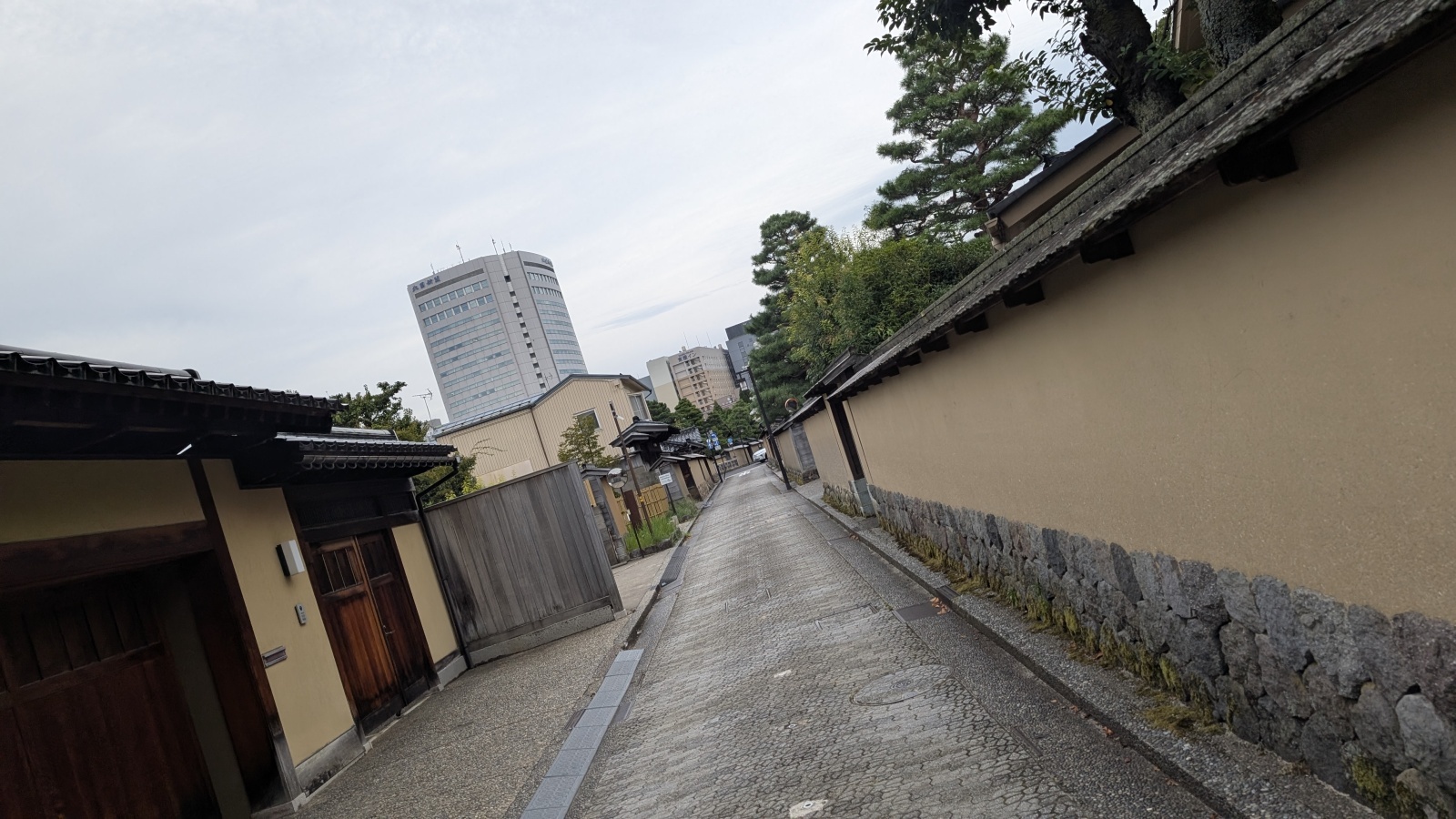 金沢のお香とアロマの香り専門店(石川県金沢市)・金沢観光地・金沢の観光スポット武家屋敷跡近く・人気でおすすめのお土産処-お香専門店のアロマ香房焚屋