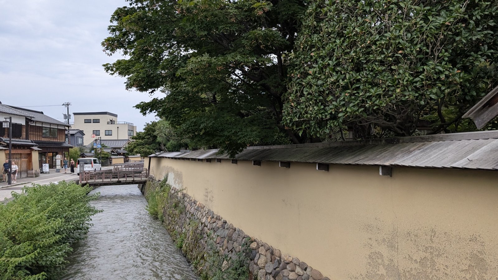 金沢のお香とアロマの香り専門店(石川県金沢市)・金沢観光地・金沢の観光スポット武家屋敷跡近く・人気でおすすめのお土産処-お香専門店のアロマ香房焚屋