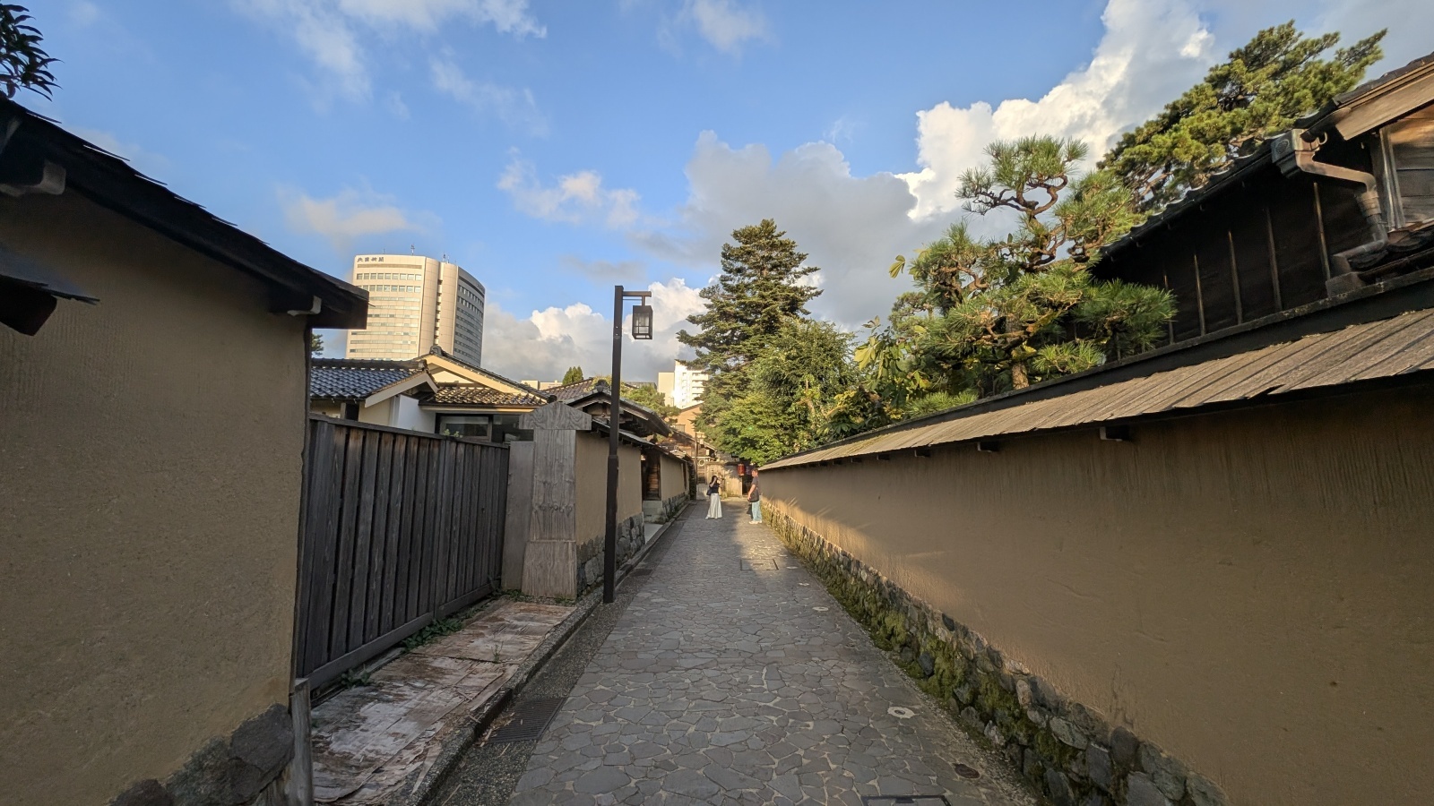 金沢のお香とアロマの香り専門店(石川県金沢市)・金沢観光地・金沢の観光スポット武家屋敷跡近く・人気でおすすめのお土産処-お香専門店のアロマ香房焚屋