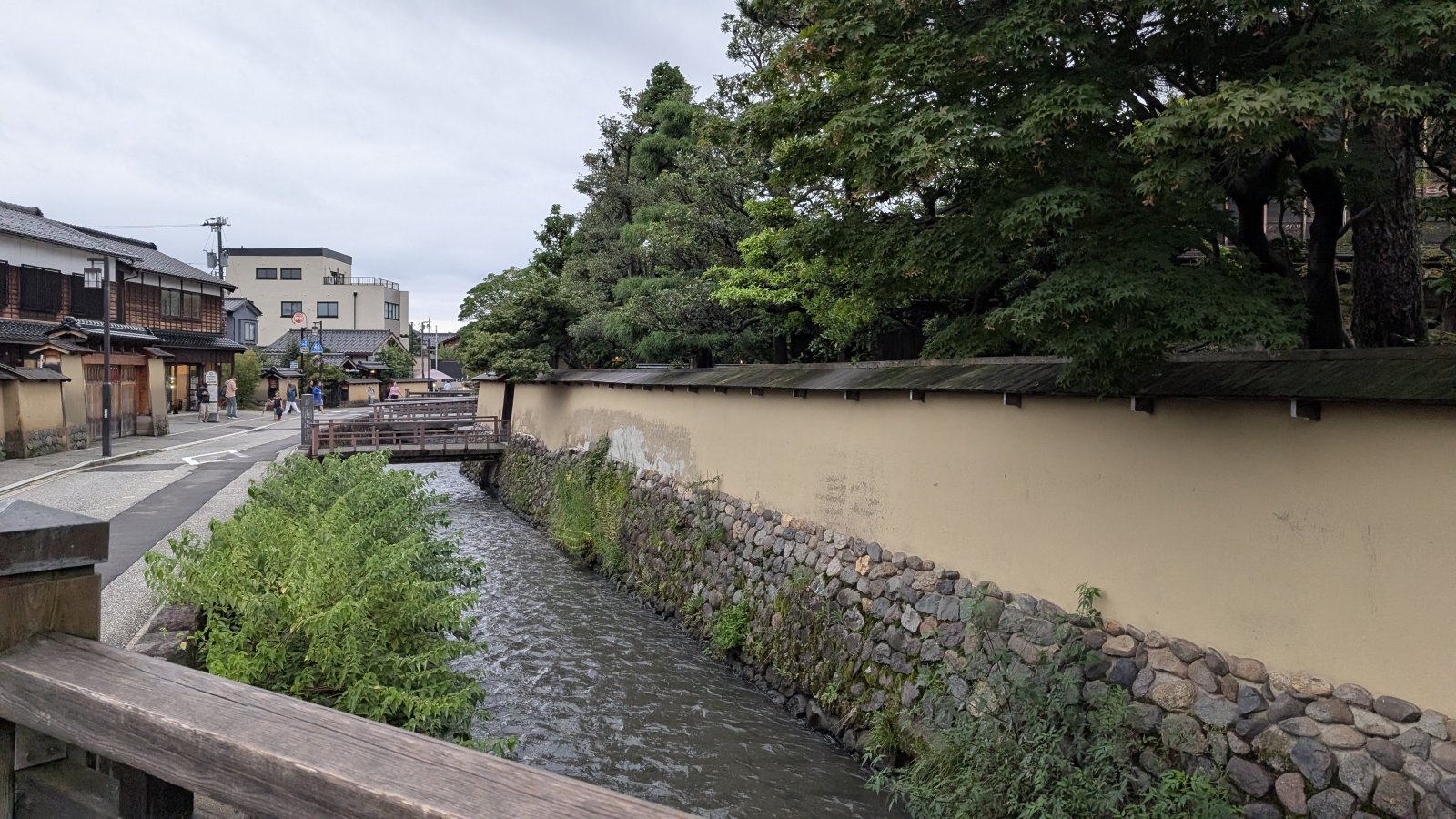 金沢のお香とアロマの香り専門店(石川県金沢市)・金沢観光地・金沢の観光スポット武家屋敷跡近く・人気でおすすめのお土産処-お香専門店のアロマ香房焚屋