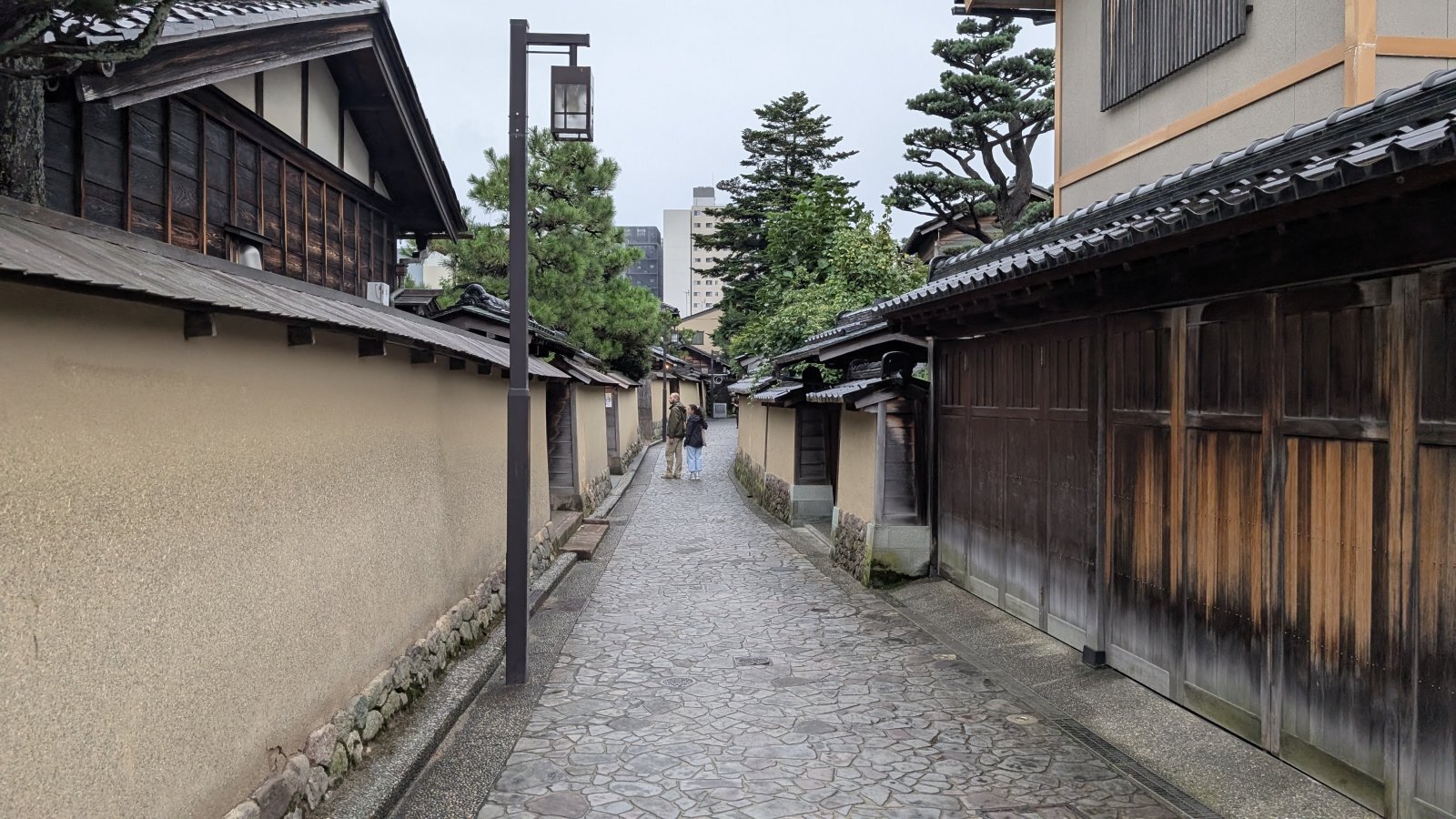 金沢のお香とアロマの香り専門店(石川県金沢市)・金沢観光地・金沢の観光スポット武家屋敷跡近く・人気でおすすめのお土産処-お香専門店のアロマ香房焚屋