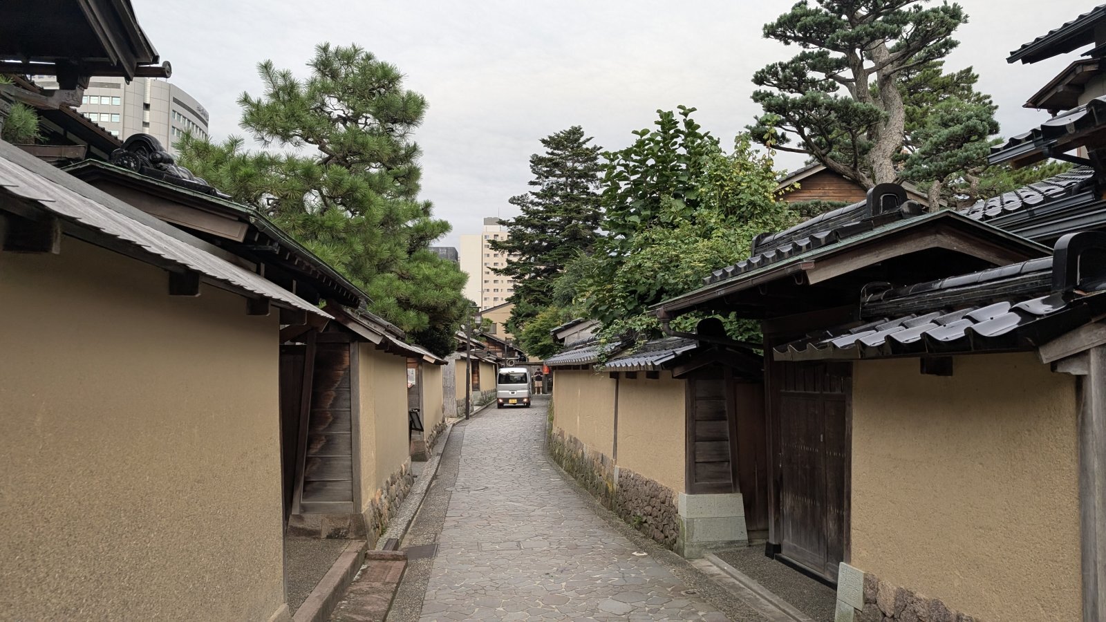 金沢のお香とアロマの香り専門店(石川県金沢市)・金沢観光地・金沢の観光スポット武家屋敷跡近く・人気でおすすめのお土産処-お香専門店のアロマ香房焚屋