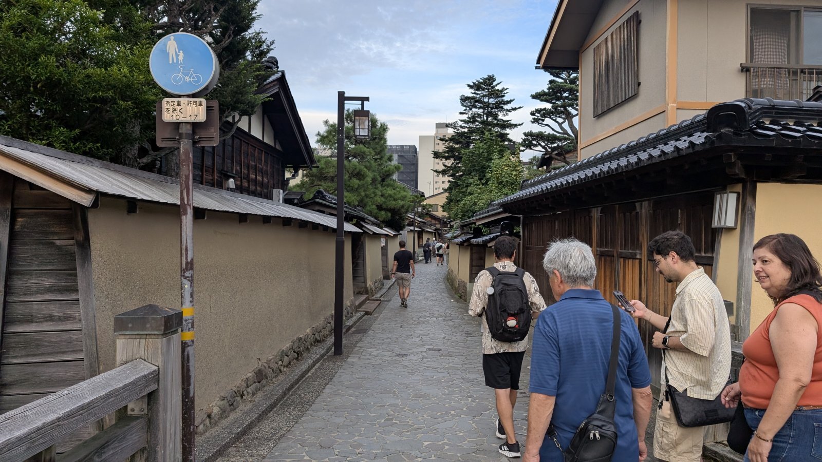 金沢のお香とアロマの香り専門店(石川県金沢市)・金沢観光地・金沢の観光スポット武家屋敷跡近く・人気でおすすめのお土産処-お香専門店のアロマ香房焚屋
