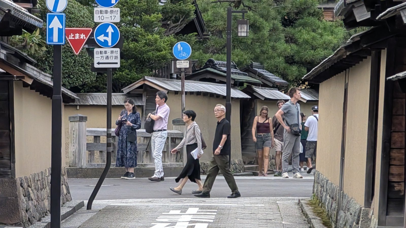 金沢のお香とアロマの香り専門店(石川県金沢市)・金沢観光地・金沢の観光スポット武家屋敷跡近く・人気でおすすめのお土産処-お香専門店のアロマ香房焚屋