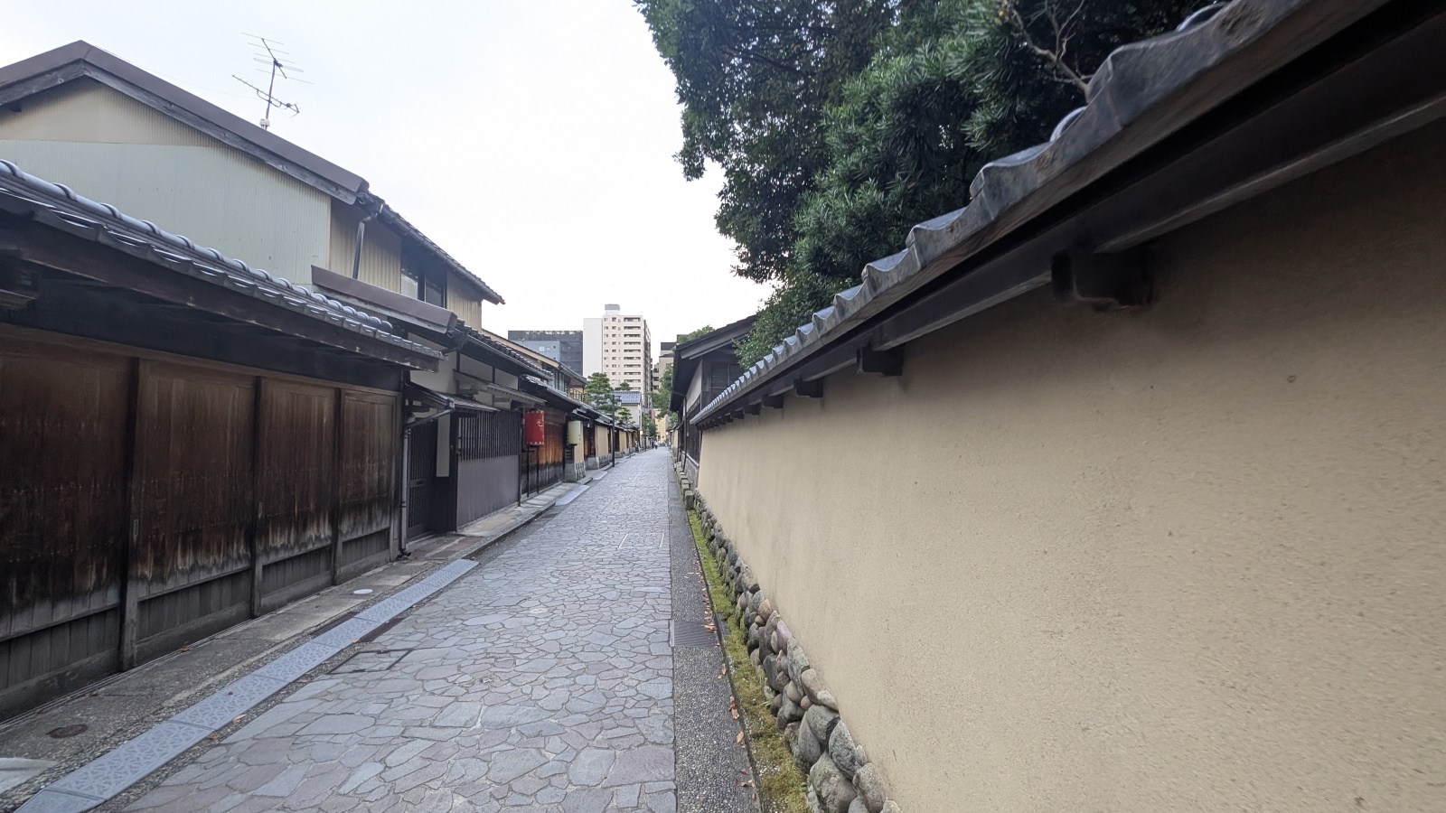金沢のお香とアロマの香り専門店(石川県金沢市)・金沢観光地・金沢の観光スポット武家屋敷跡近く・人気でおすすめのお土産処-お香専門店のアロマ香房焚屋