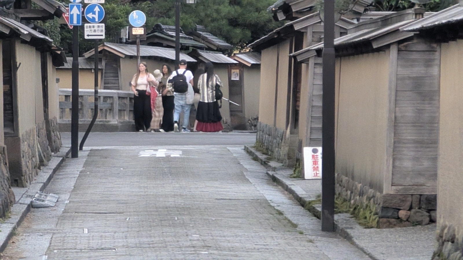 金沢のお香とアロマの香り専門店(石川県金沢市)・金沢観光地・金沢の観光スポット武家屋敷跡近く・人気でおすすめのお土産処-お香専門店のアロマ香房焚屋