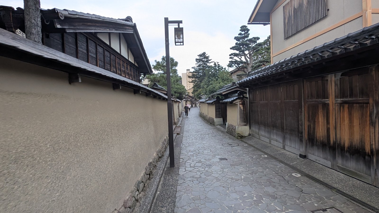 金沢のお香とアロマの香り専門店(石川県金沢市)・金沢観光地・金沢の観光スポット武家屋敷跡近く・人気でおすすめのお土産処-お香専門店のアロマ香房焚屋