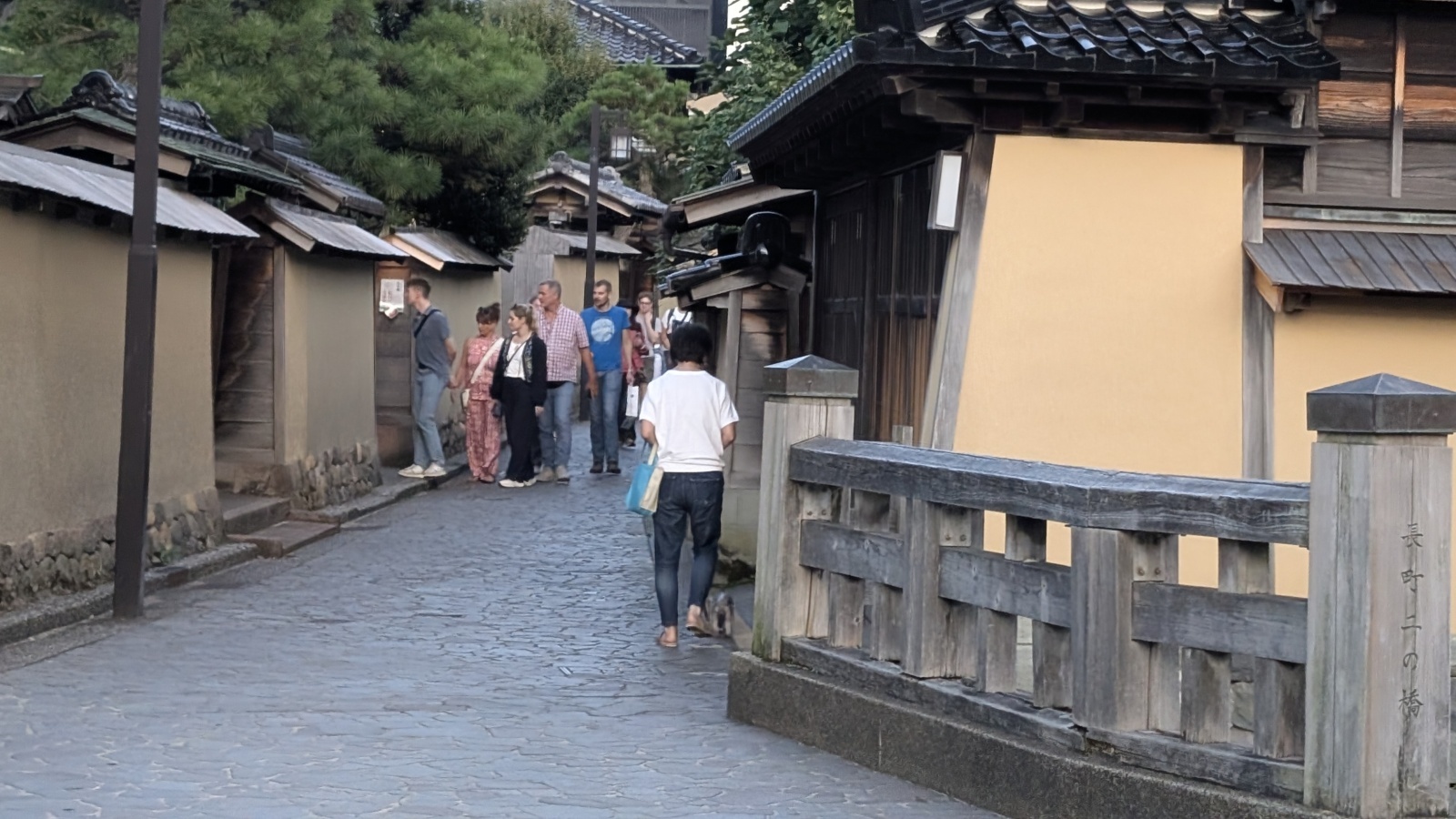 金沢のお香とアロマの香り専門店(石川県金沢市)・金沢観光地・金沢の観光スポット武家屋敷跡近く・人気でおすすめのお土産処-お香専門店のアロマ香房焚屋