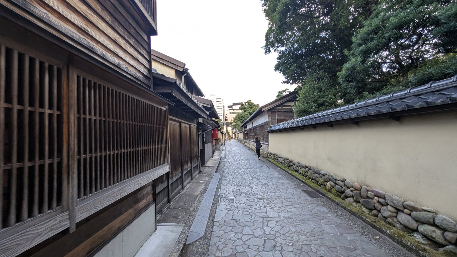 金沢のお香とアロマの香り専門店(石川県金沢市)・金沢観光地・金沢の観光スポット武家屋敷跡近く・人気でおすすめのお土産処-お香専門店のアロマ香房焚屋