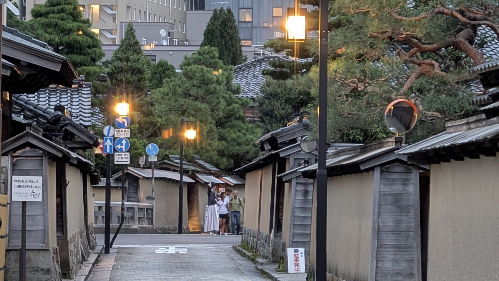 金沢のお香とアロマの香り専門店(石川県金沢市)・金沢観光地・金沢の観光スポット武家屋敷跡近く・人気でおすすめのお土産処-お香専門店のアロマ香房焚屋