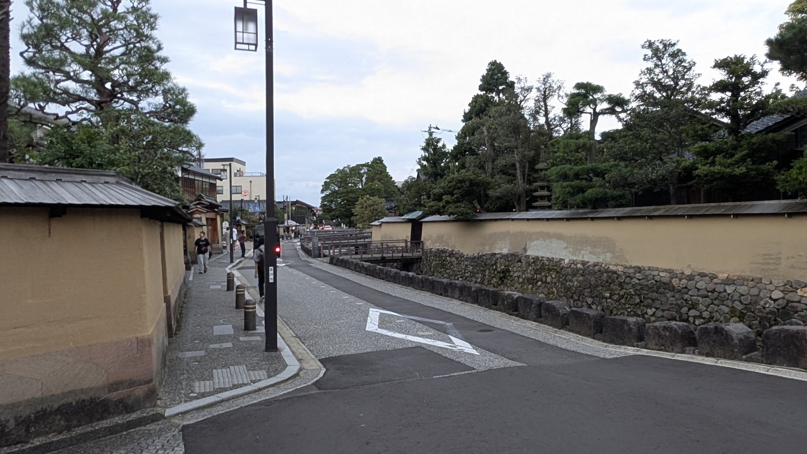 金沢のお香とアロマの香り専門店(石川県金沢市)・金沢観光地・金沢の観光スポット武家屋敷跡近く・人気でおすすめのお土産処-お香専門店のアロマ香房焚屋