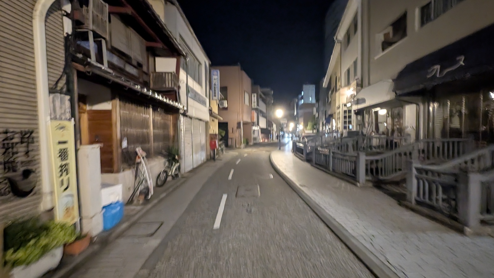 金沢のお香とアロマの香り専門店(石川県金沢市)・金沢観光地・金沢の観光スポット武家屋敷跡近く・人気でおすすめのお土産処-お香専門店のアロマ香房焚屋