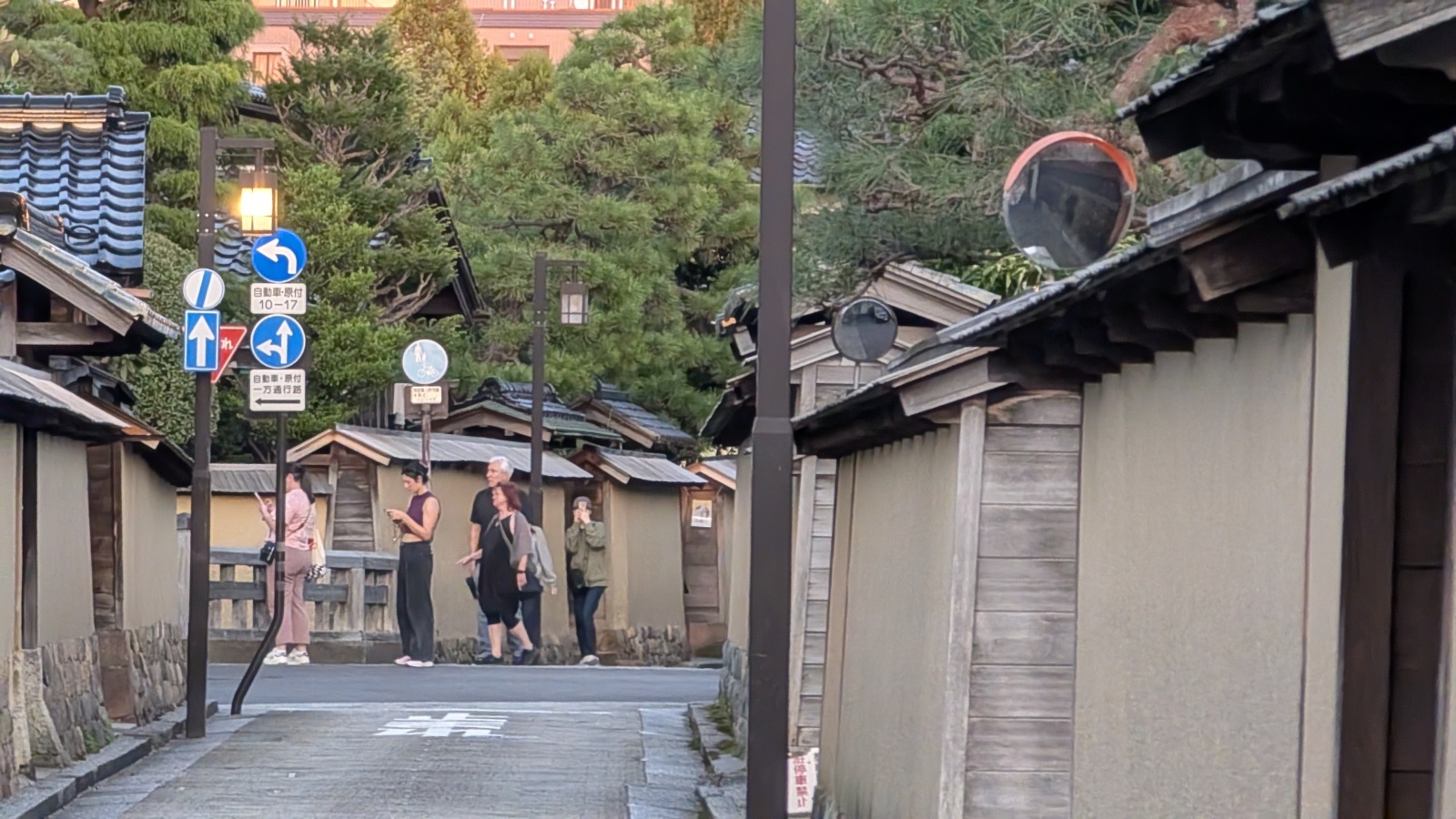 金沢のお香とアロマの香り専門店(石川県金沢市)・金沢観光地・金沢の観光スポット武家屋敷跡近く・人気でおすすめのお土産処-お香専門店のアロマ香房焚屋