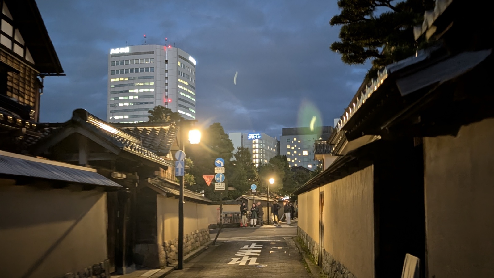 金沢のお香とアロマの香り専門店(石川県金沢市)・金沢観光地・金沢の観光スポット武家屋敷跡近く・人気でおすすめのお土産処-お香専門店のアロマ香房焚屋