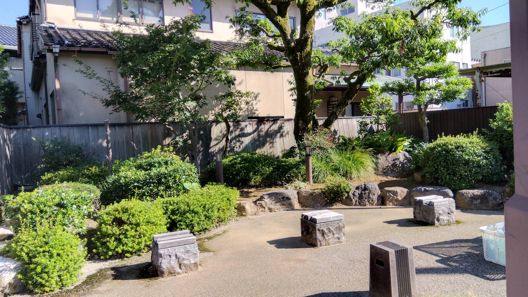 金沢のお香とアロマの香り専門店(石川県金沢市)・金沢観光地・金沢の観光スポット武家屋敷跡近く・人気でおすすめのお土産処-お香専門店のアロマ香房焚屋