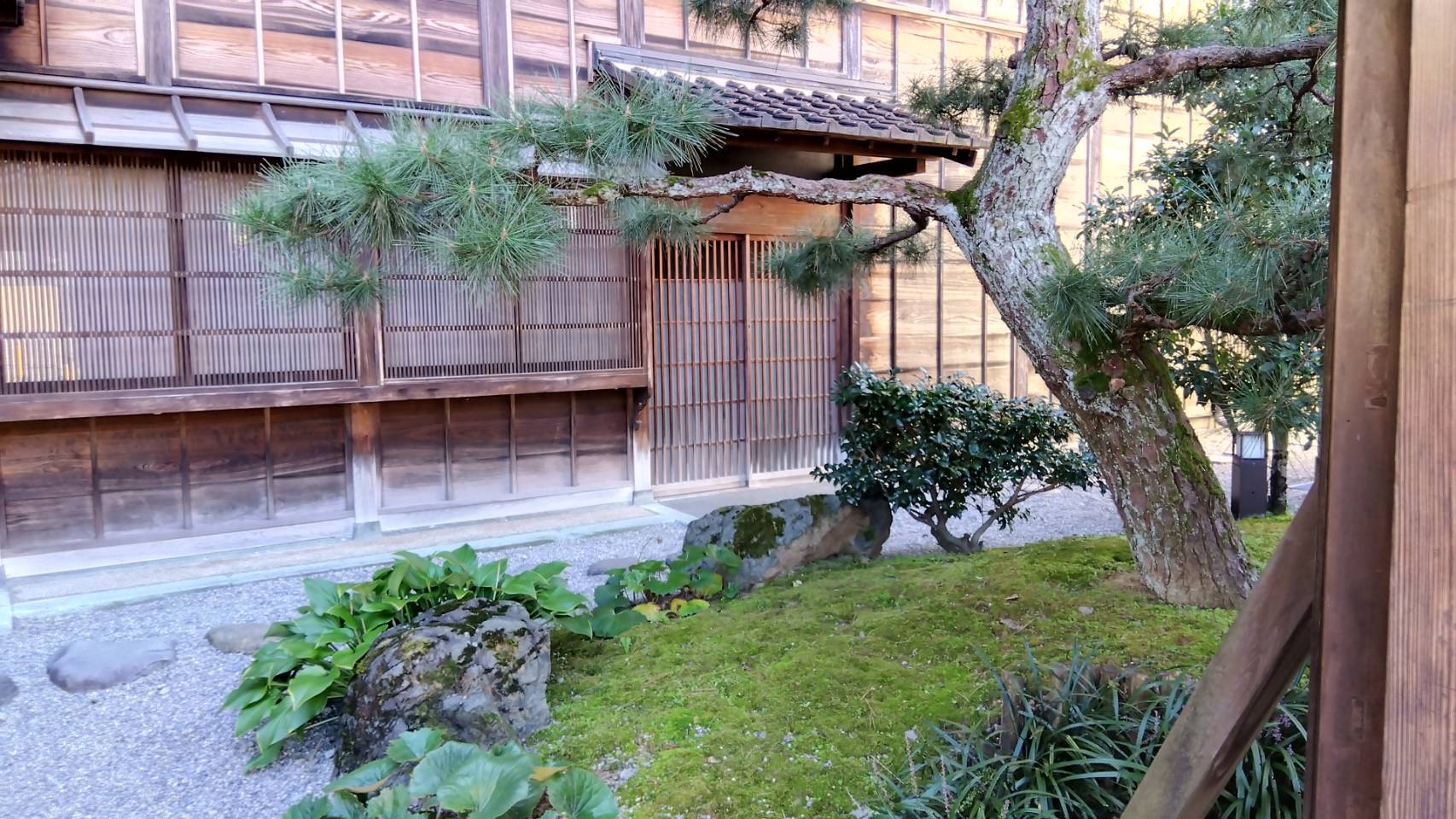 金沢のお香とアロマの香り専門店(石川県金沢市)・金沢観光地・金沢の観光スポット武家屋敷跡近く・人気でおすすめのお土産処-お香専門店のアロマ香房焚屋