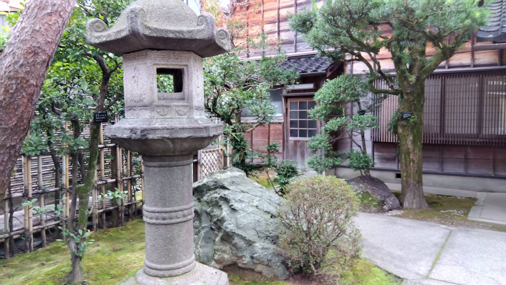 金沢のお香とアロマの香り専門店(石川県金沢市)・金沢観光地・金沢の観光スポット武家屋敷跡近く・人気でおすすめのお土産処-お香専門店のアロマ香房焚屋