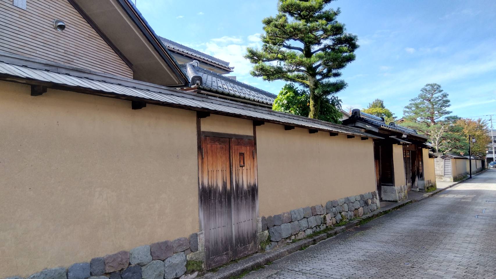 金沢のお香とアロマの香り専門店(石川県金沢市)・金沢観光地・金沢の観光スポット武家屋敷跡近く・人気でおすすめのお土産処-お香専門店のアロマ香房焚屋