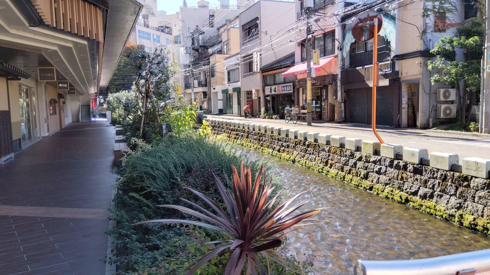 金沢のお香とアロマの香り専門店(石川県金沢市)・金沢観光地・金沢の観光スポット武家屋敷跡近く・人気でおすすめのお土産処-お香専門店のアロマ香房焚屋