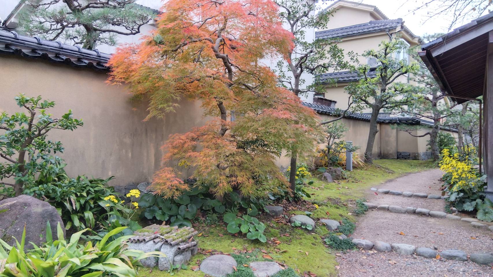 金沢のお香とアロマの香り専門店(石川県金沢市)・金沢観光地・金沢の観光スポット武家屋敷跡近く・人気でおすすめのお土産処-お香専門店のアロマ香房焚屋