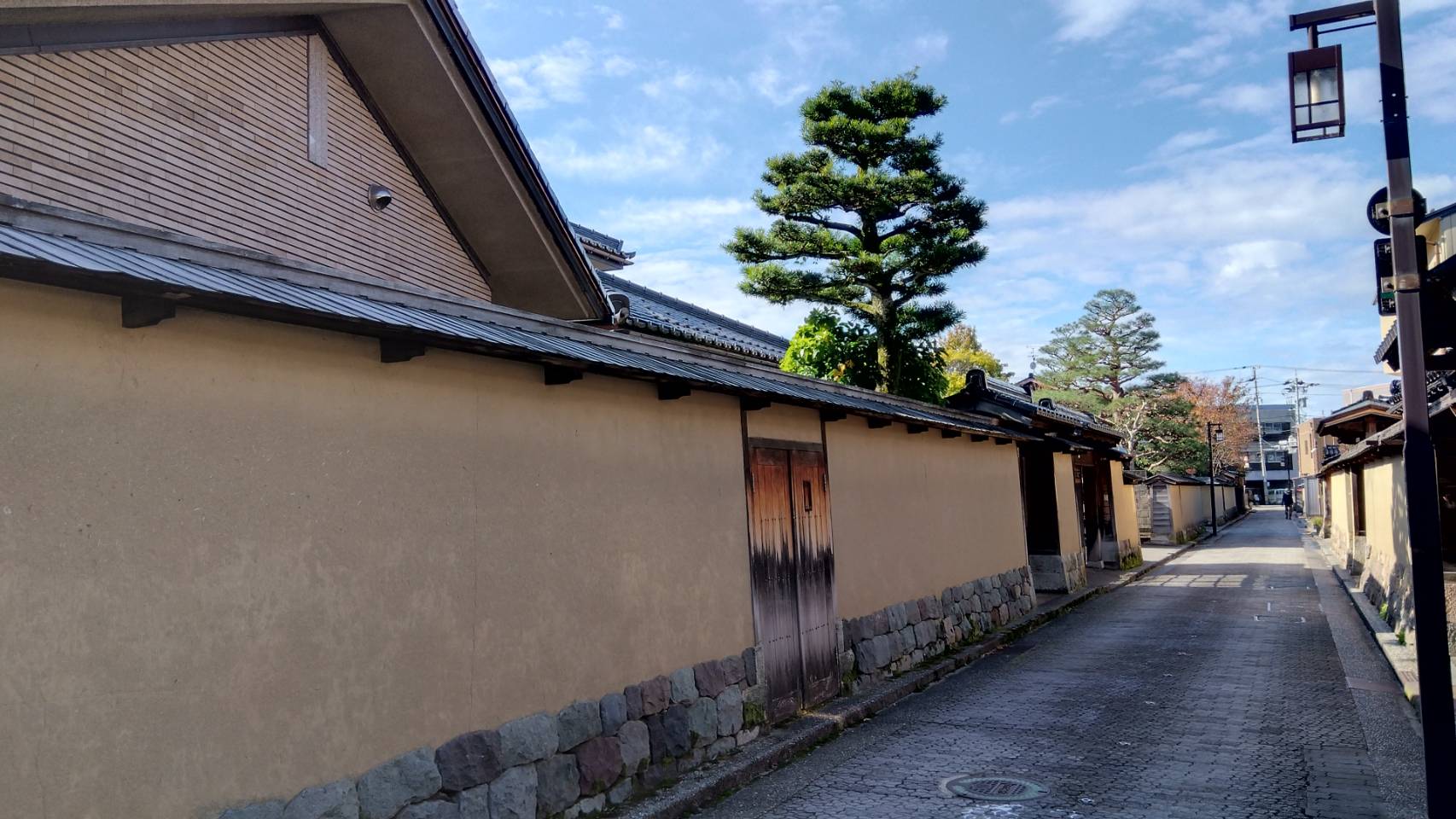 金沢のお香とアロマの香り専門店(石川県金沢市)・金沢観光地・金沢の観光スポット武家屋敷跡近く・人気でおすすめのお土産処-お香専門店のアロマ香房焚屋
