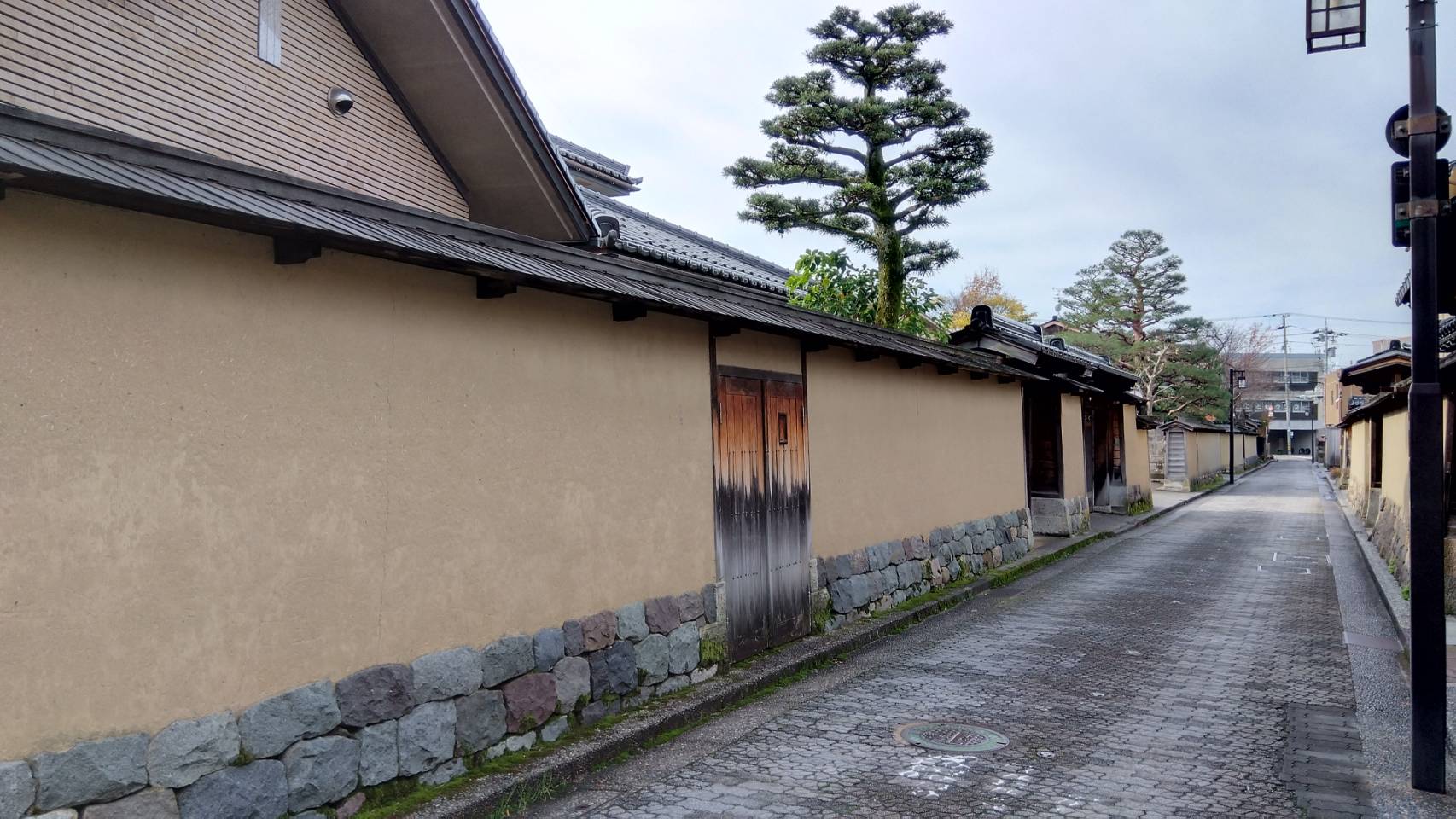 金沢のお香とアロマの香り専門店(石川県金沢市)・金沢観光地・金沢の観光スポット武家屋敷跡近く・人気でおすすめのお土産処-お香専門店のアロマ香房焚屋